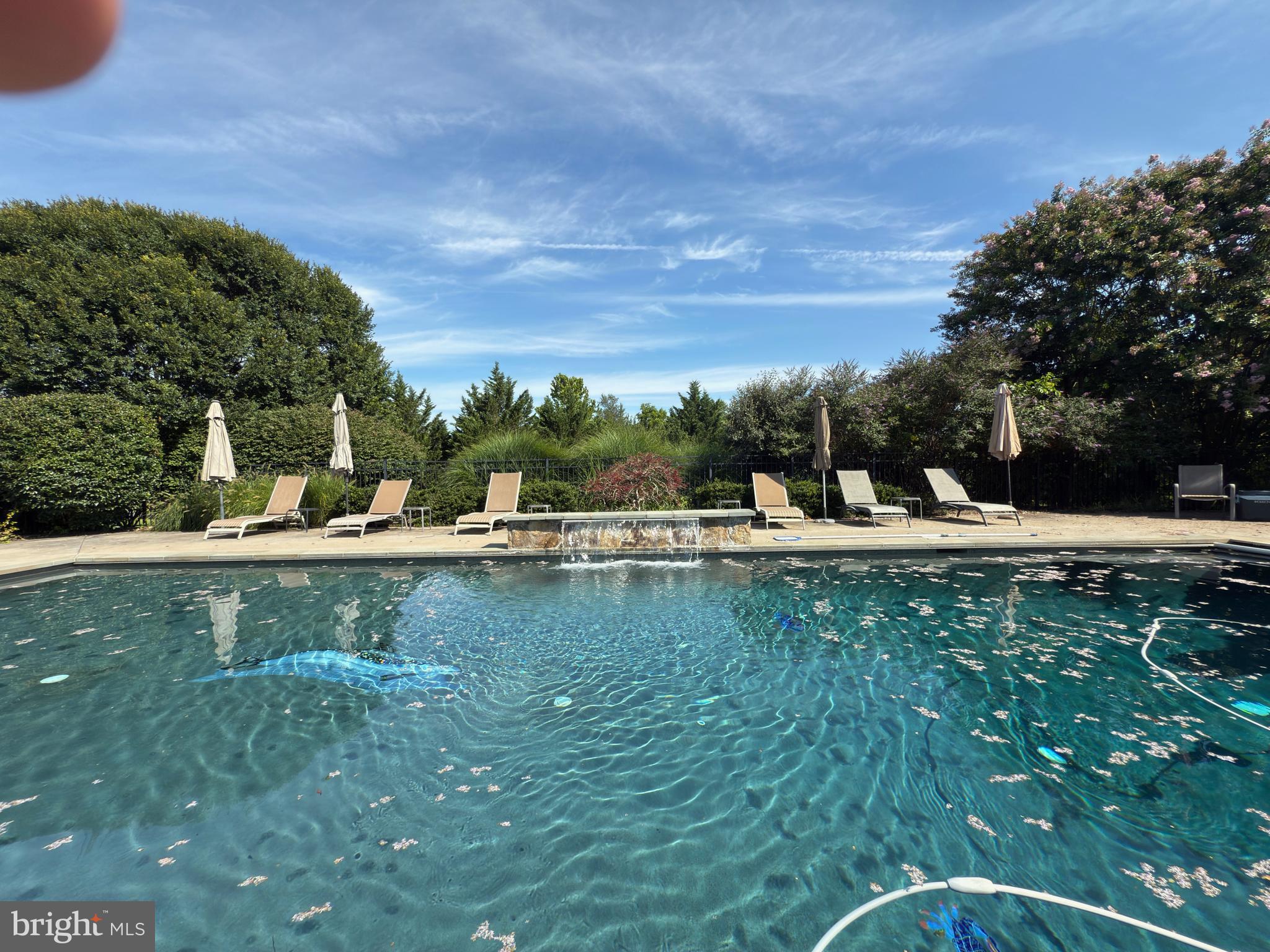 OAK KNOLL FARMS - Residential