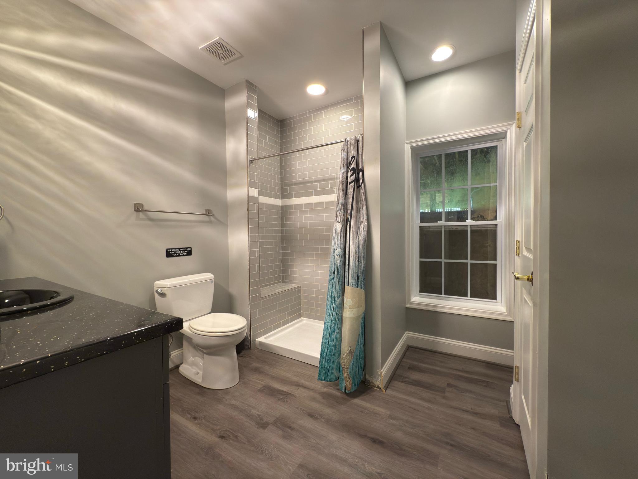 OAK KNOLL FARMS - Residential