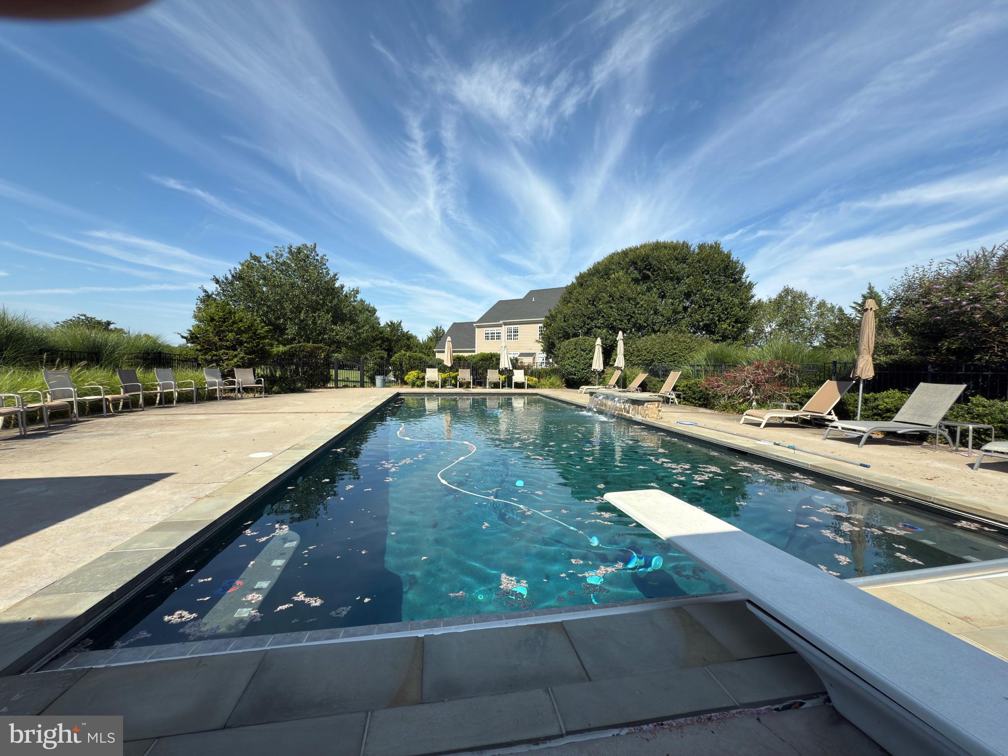 OAK KNOLL FARMS - Residential