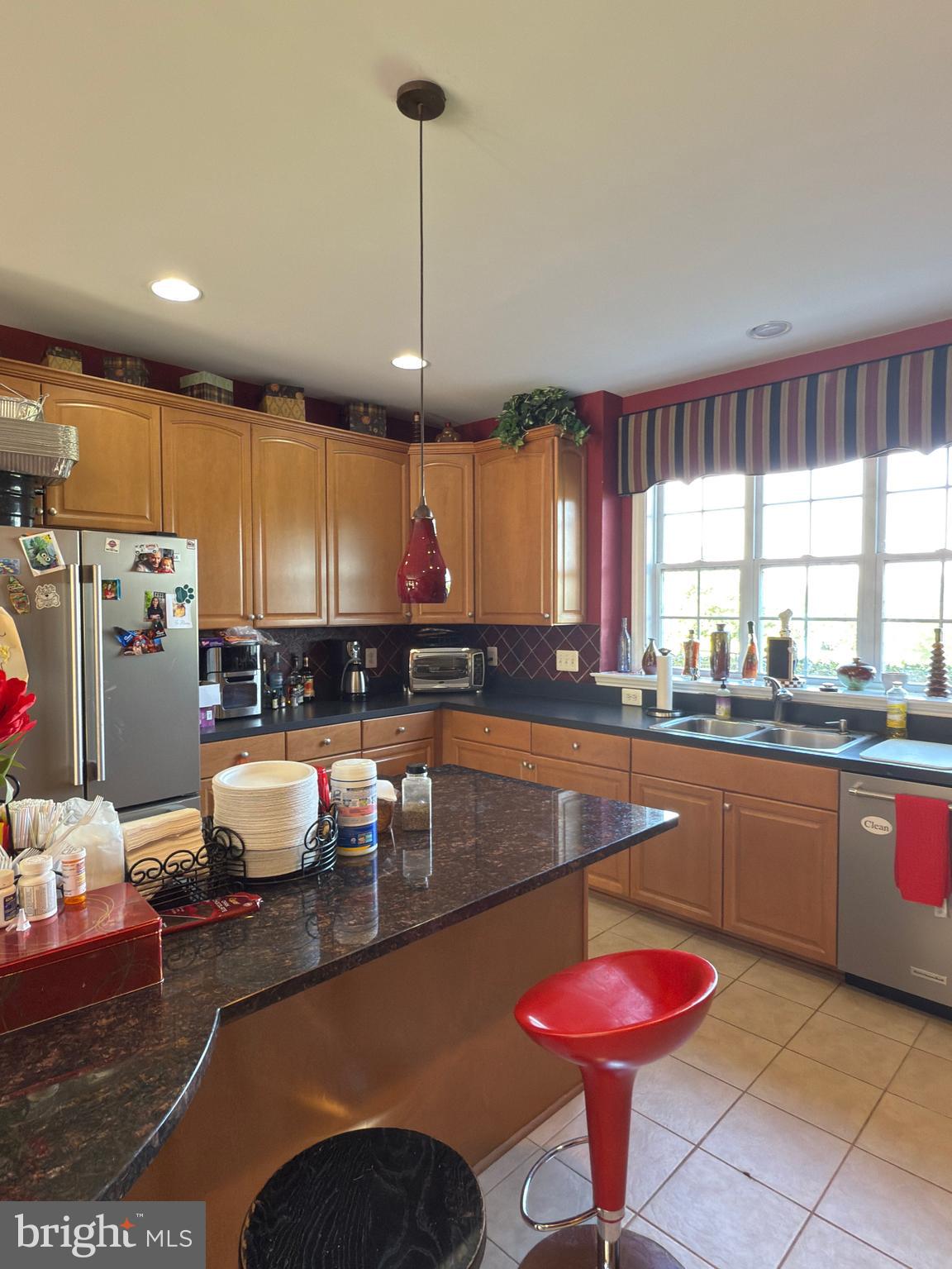 OAK KNOLL FARMS - Residential