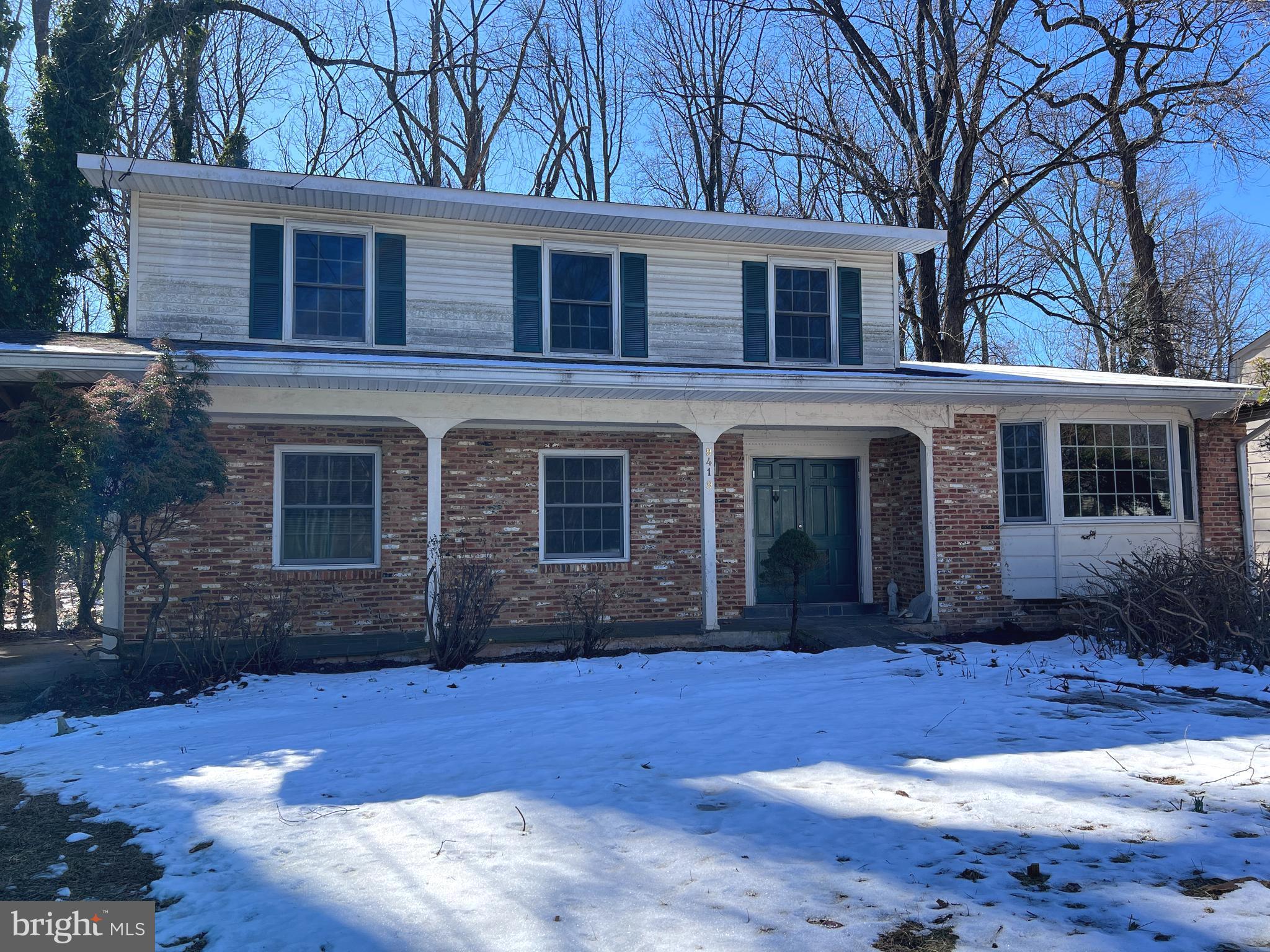 SURREY ACRES - Residential