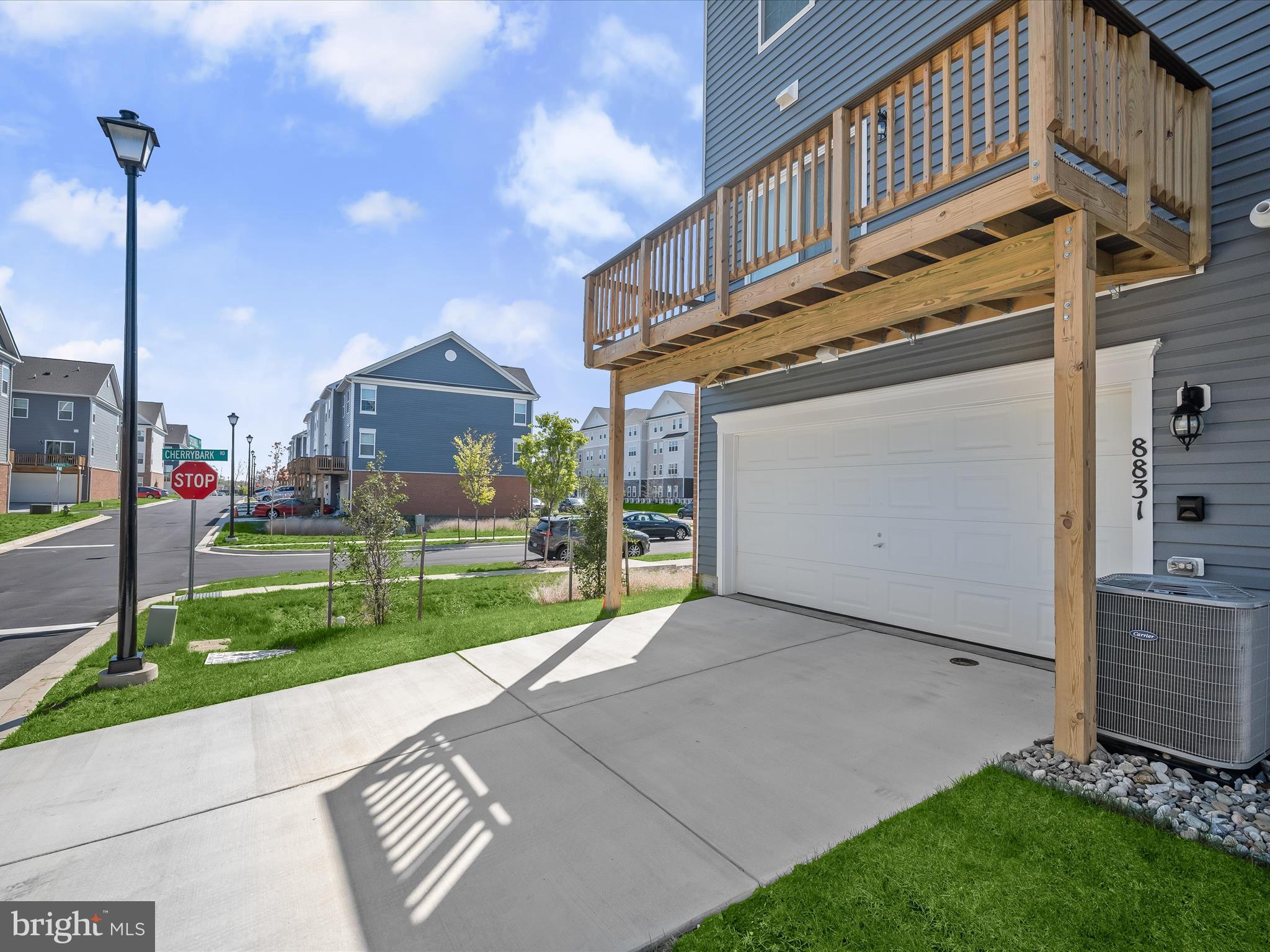 WOODYARD - Residential