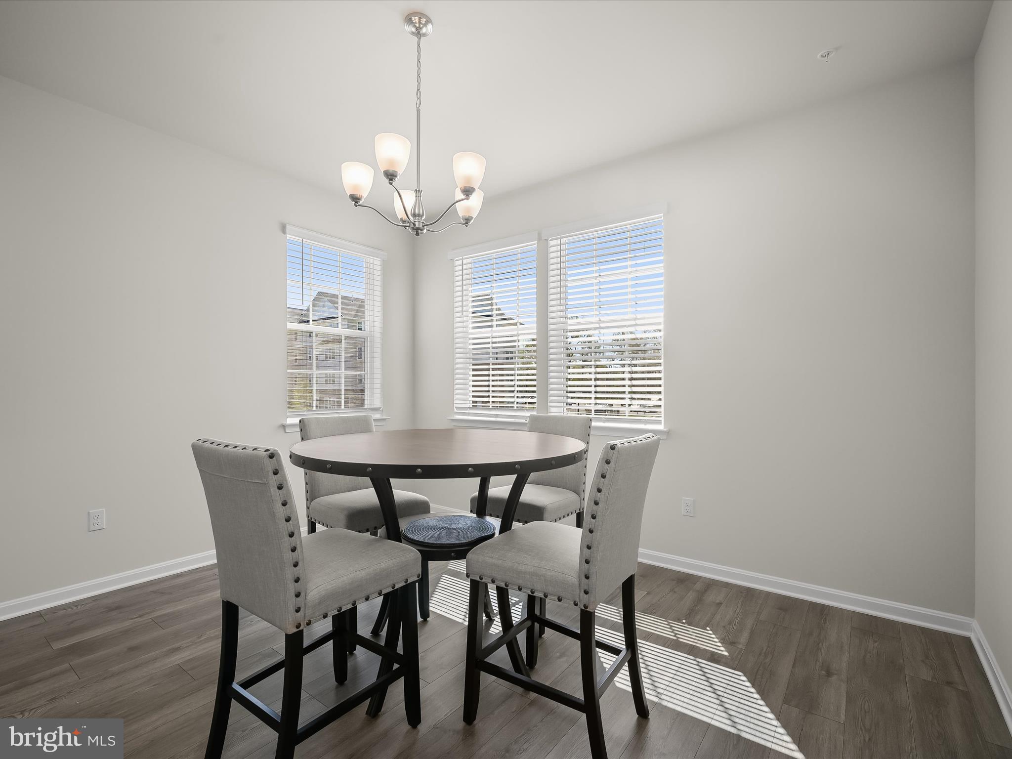 WOODYARD - Residential