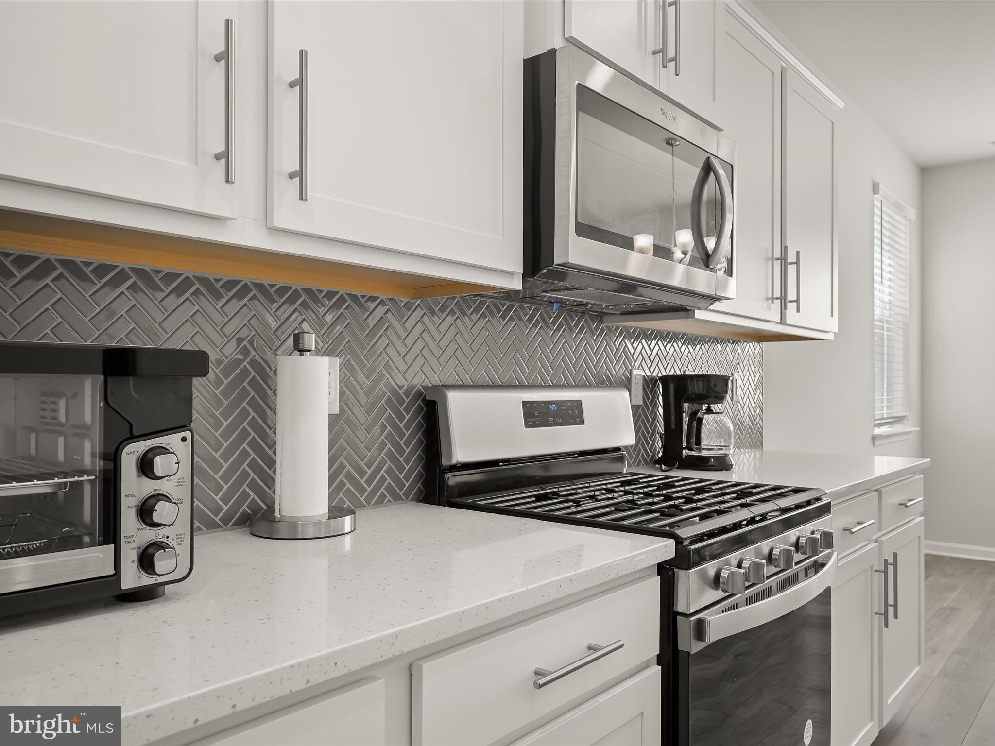 WOODYARD - Residential