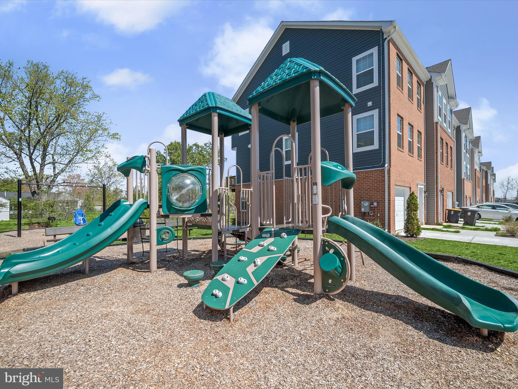 WOODYARD - Residential