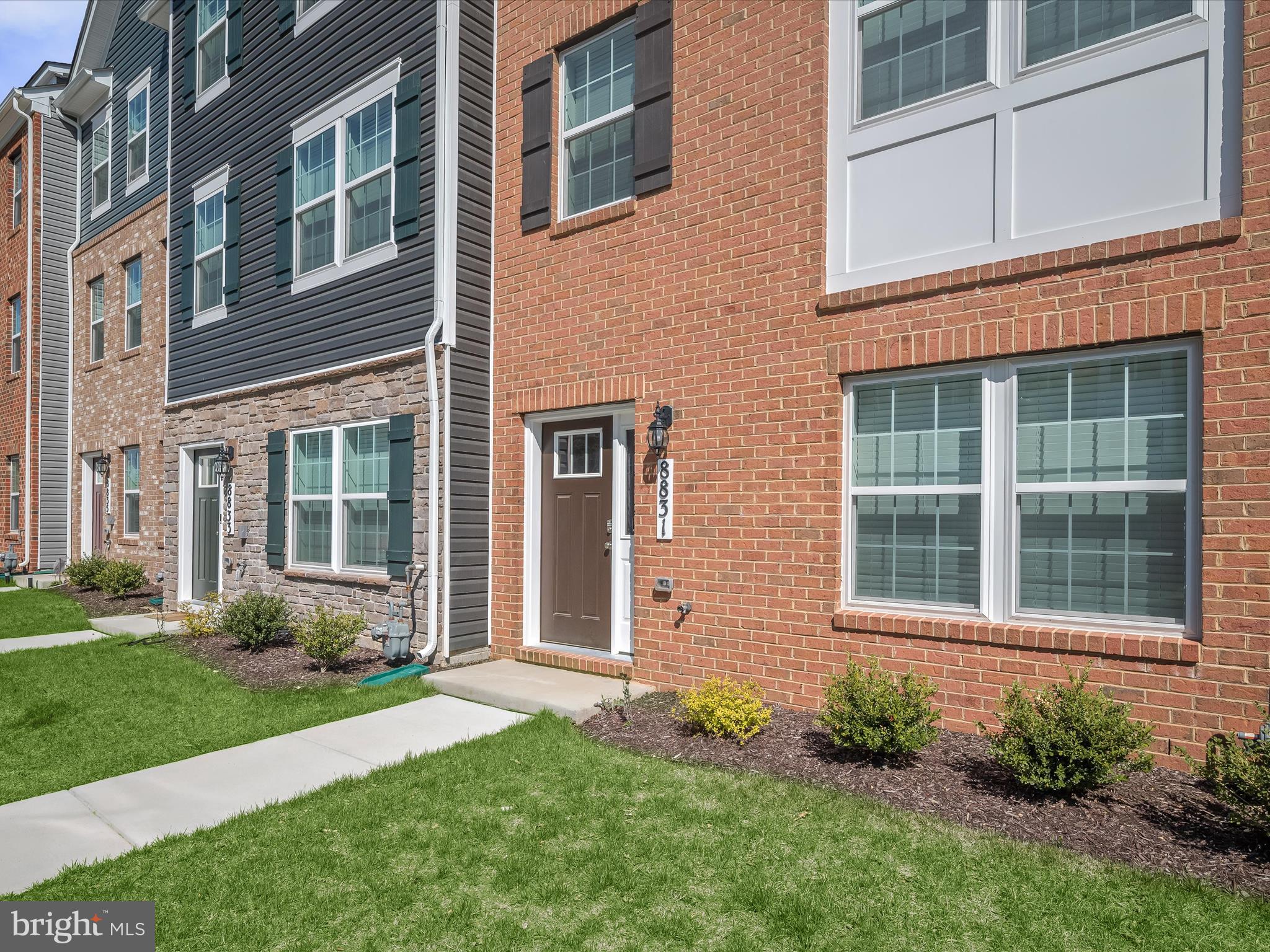 WOODYARD - Residential