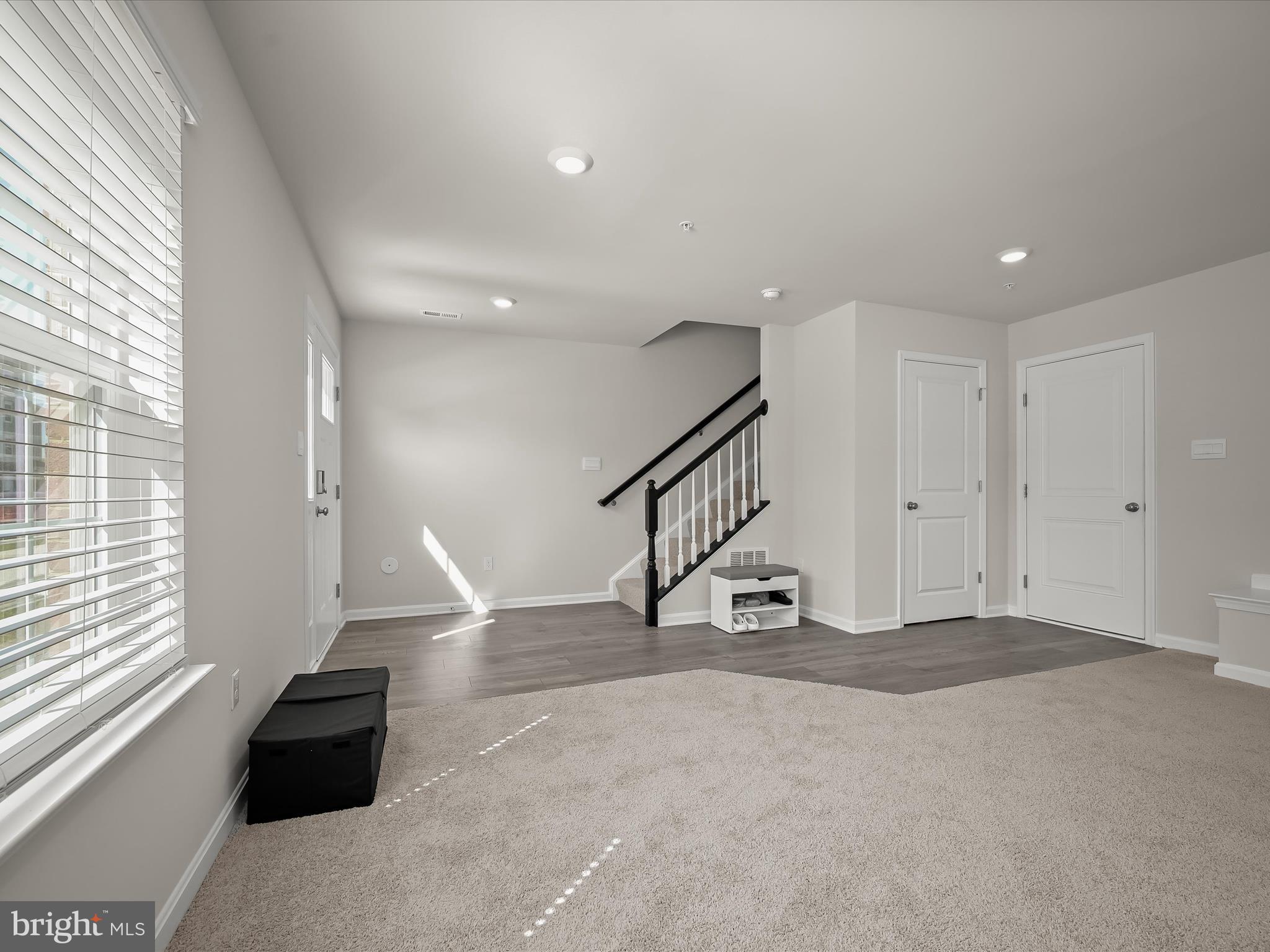 WOODYARD - Residential