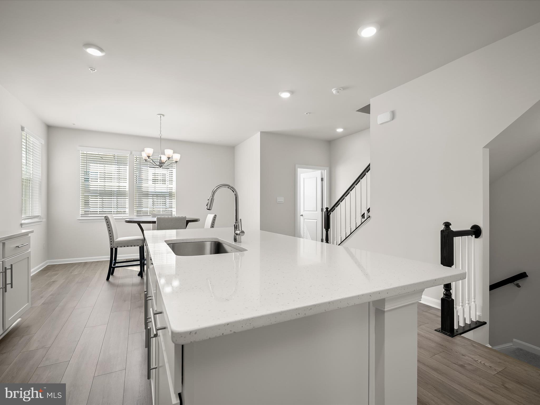 WOODYARD - Residential