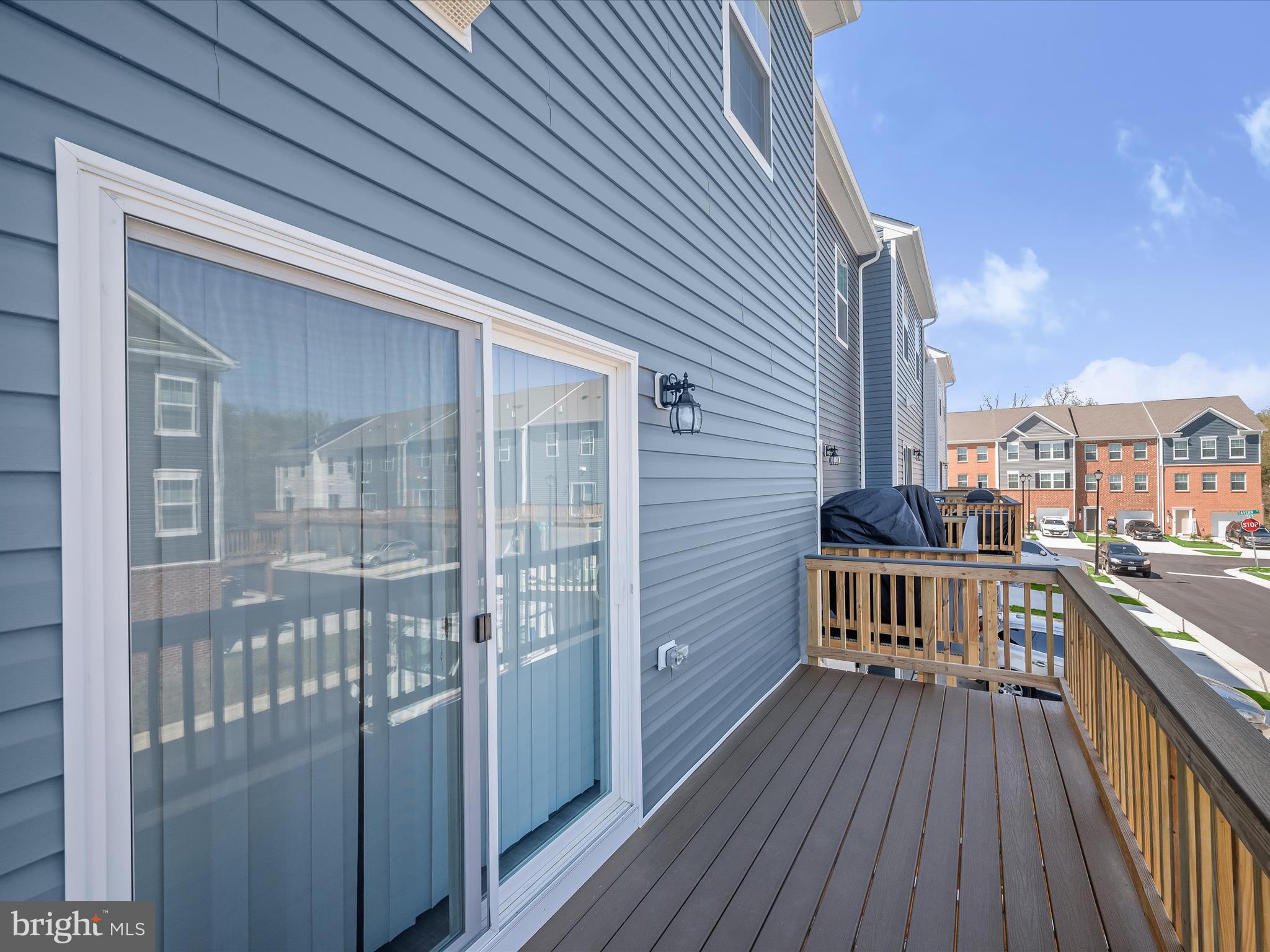 WOODYARD - Residential