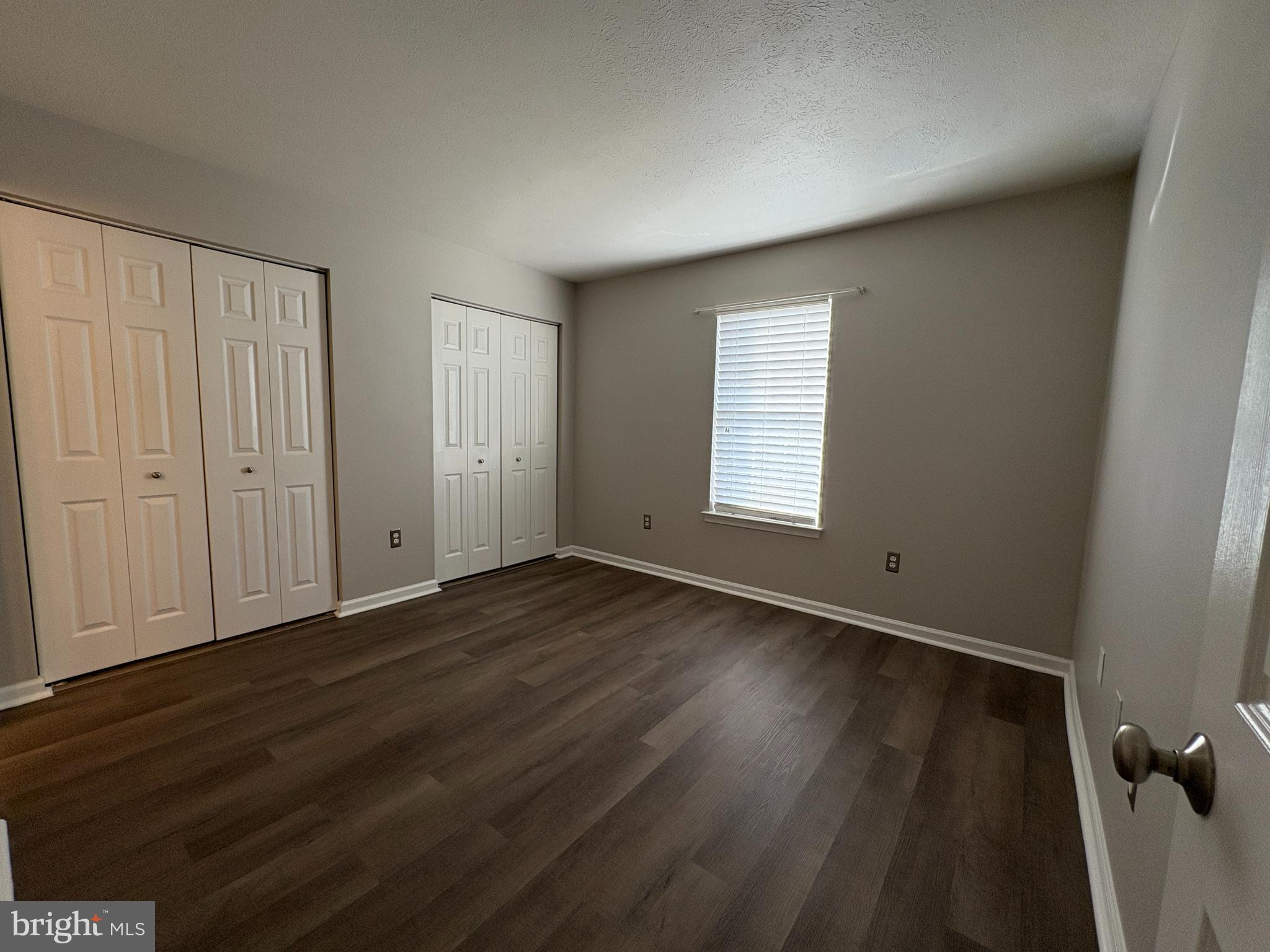 CEDAR LEE CONDOMINIUM - Residential