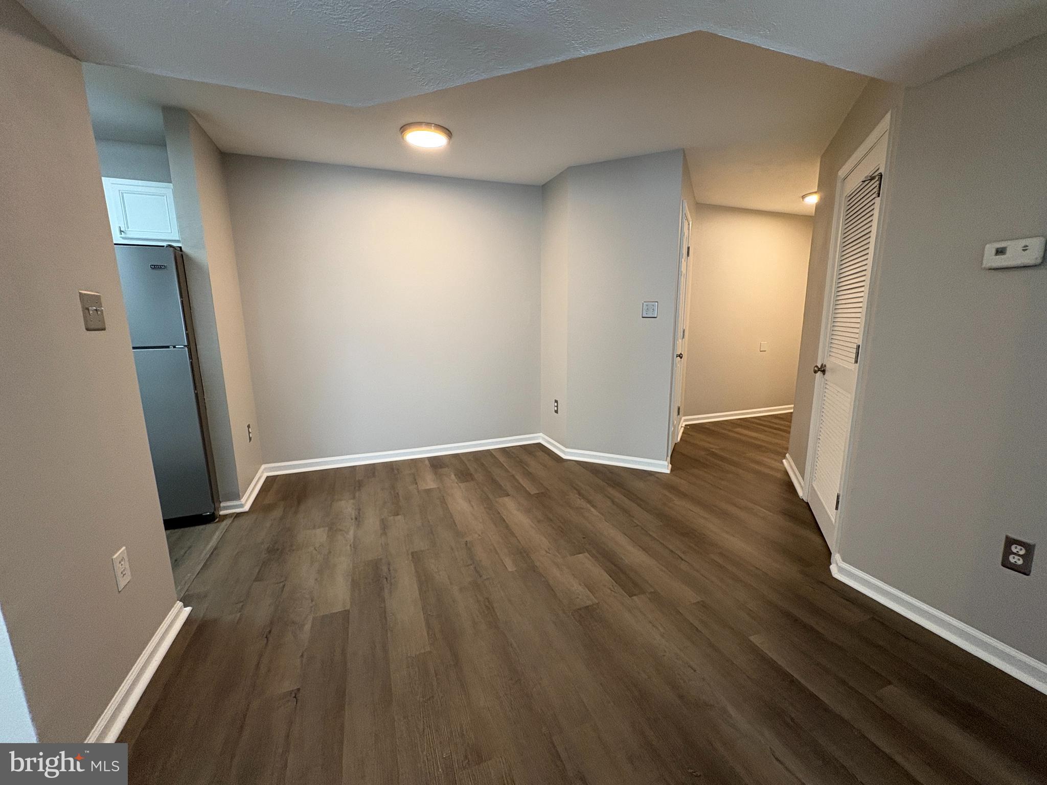 CEDAR LEE CONDOMINIUM - Residential