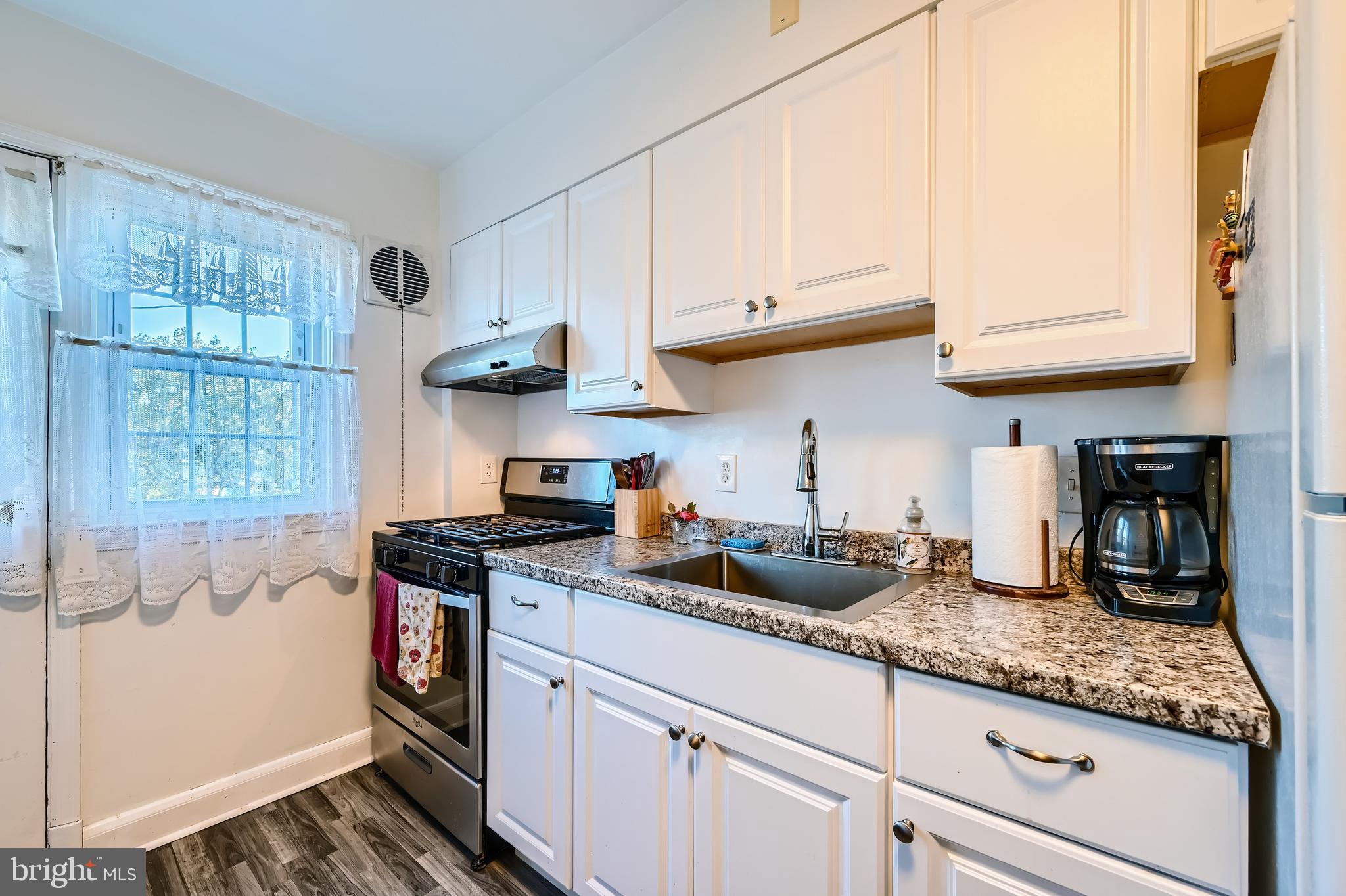 EDNOR GARDENS - LAKESIDE - Residential