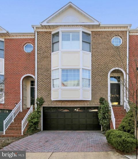 8176 MADRILLON COURT VIENNA VA 22182