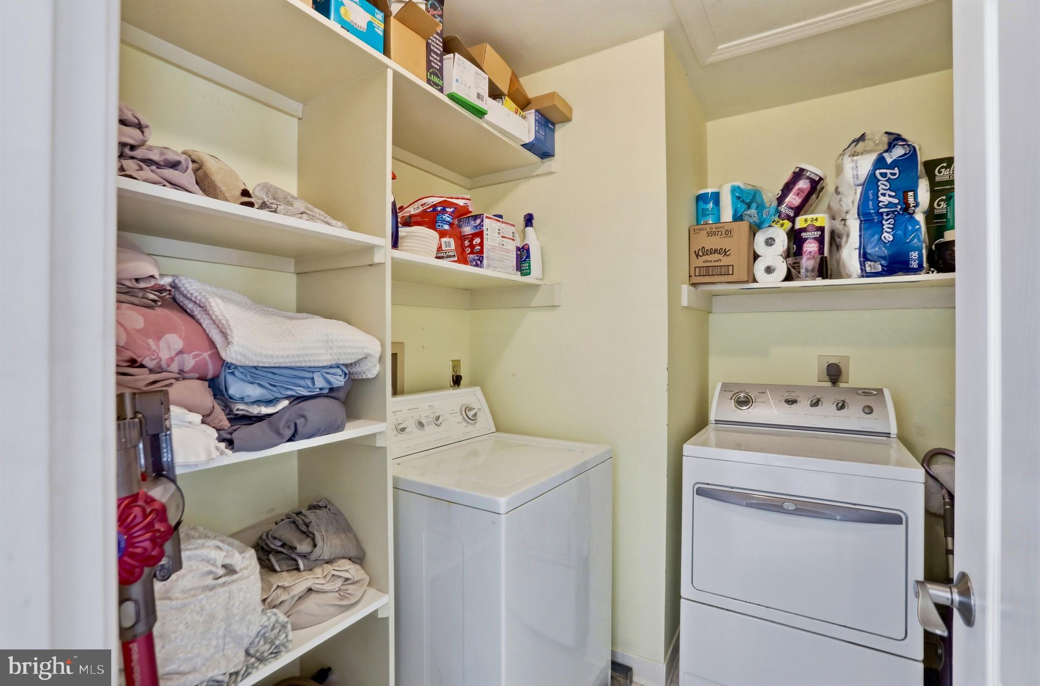 COLONIES OF MADRILLON - Residential