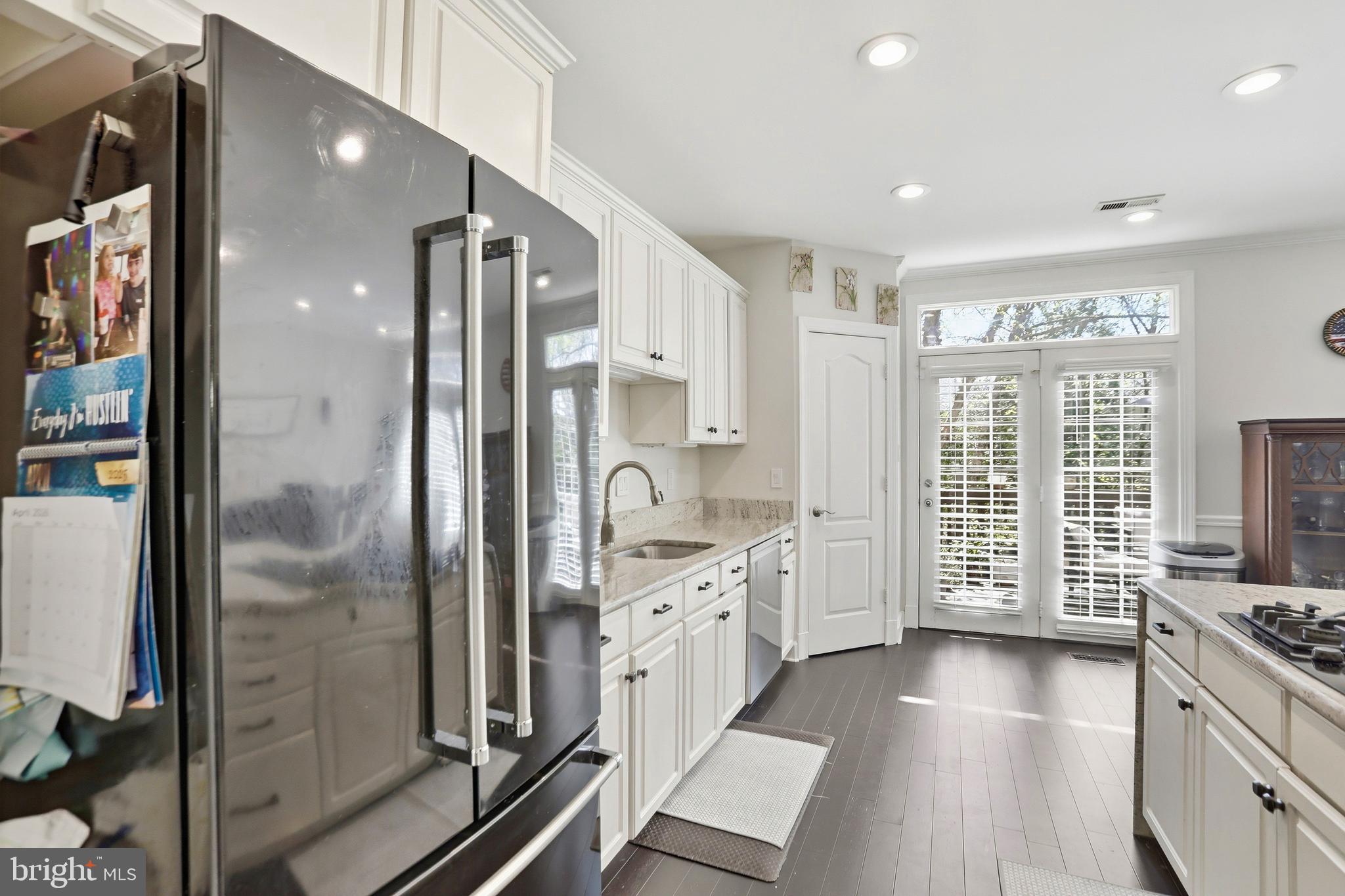 COLONIES OF MADRILLON - Residential