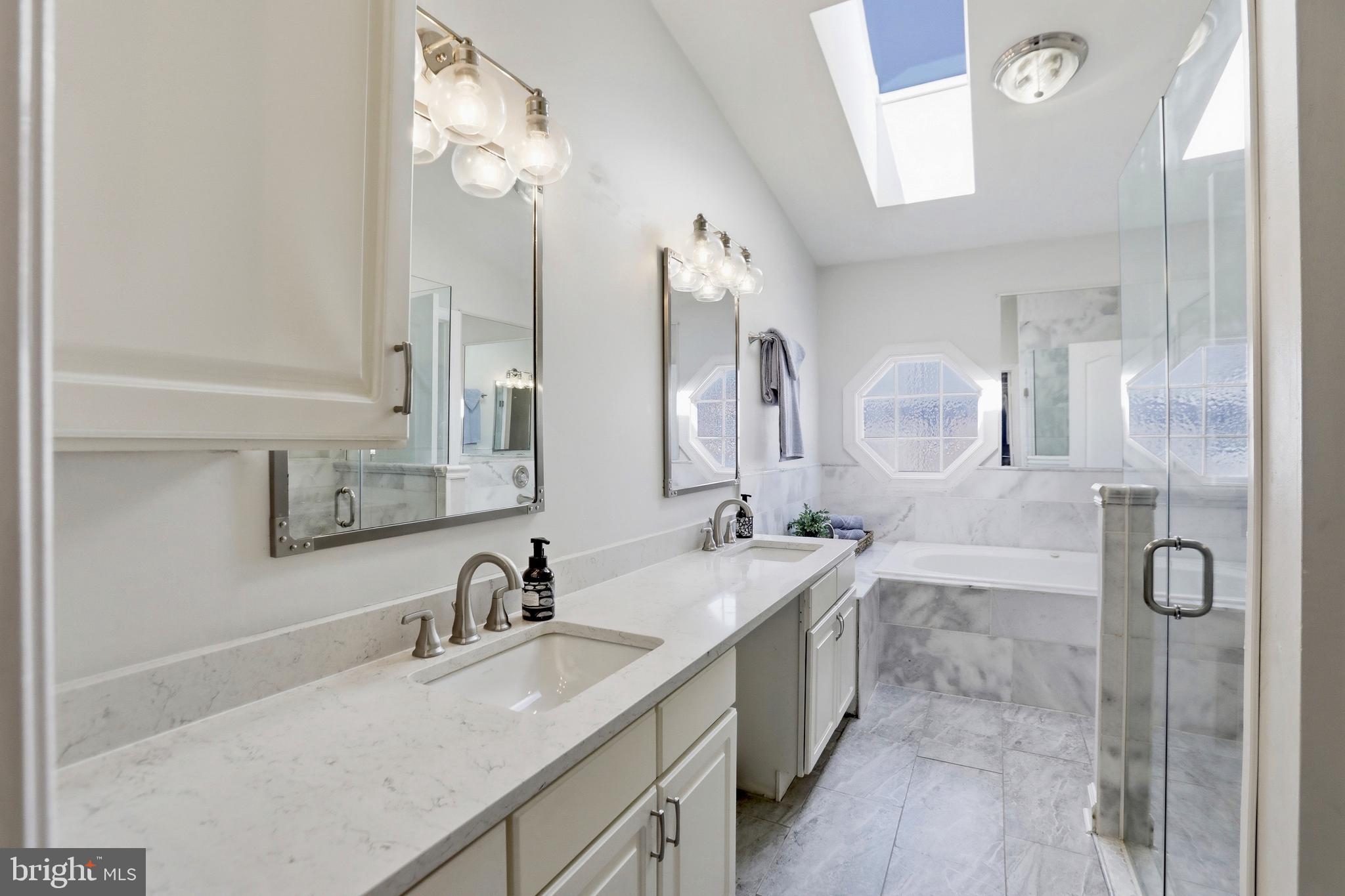 COLONIES OF MADRILLON - Residential