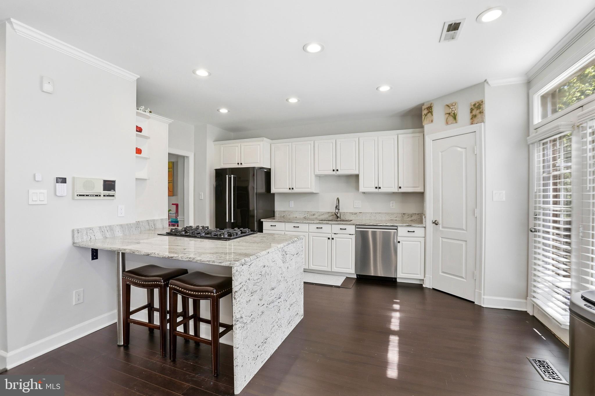 COLONIES OF MADRILLON - Residential