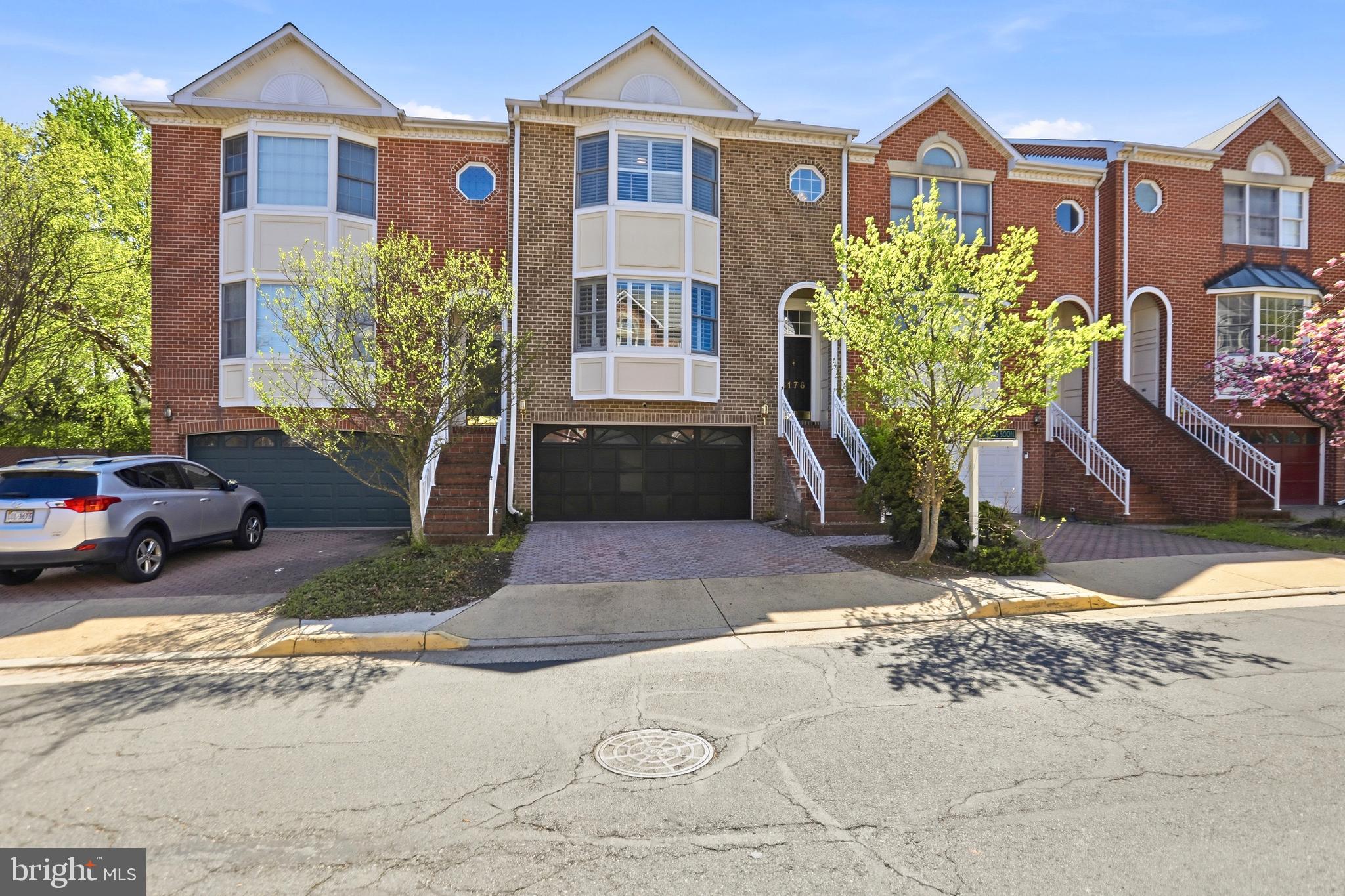 COLONIES OF MADRILLON - Residential