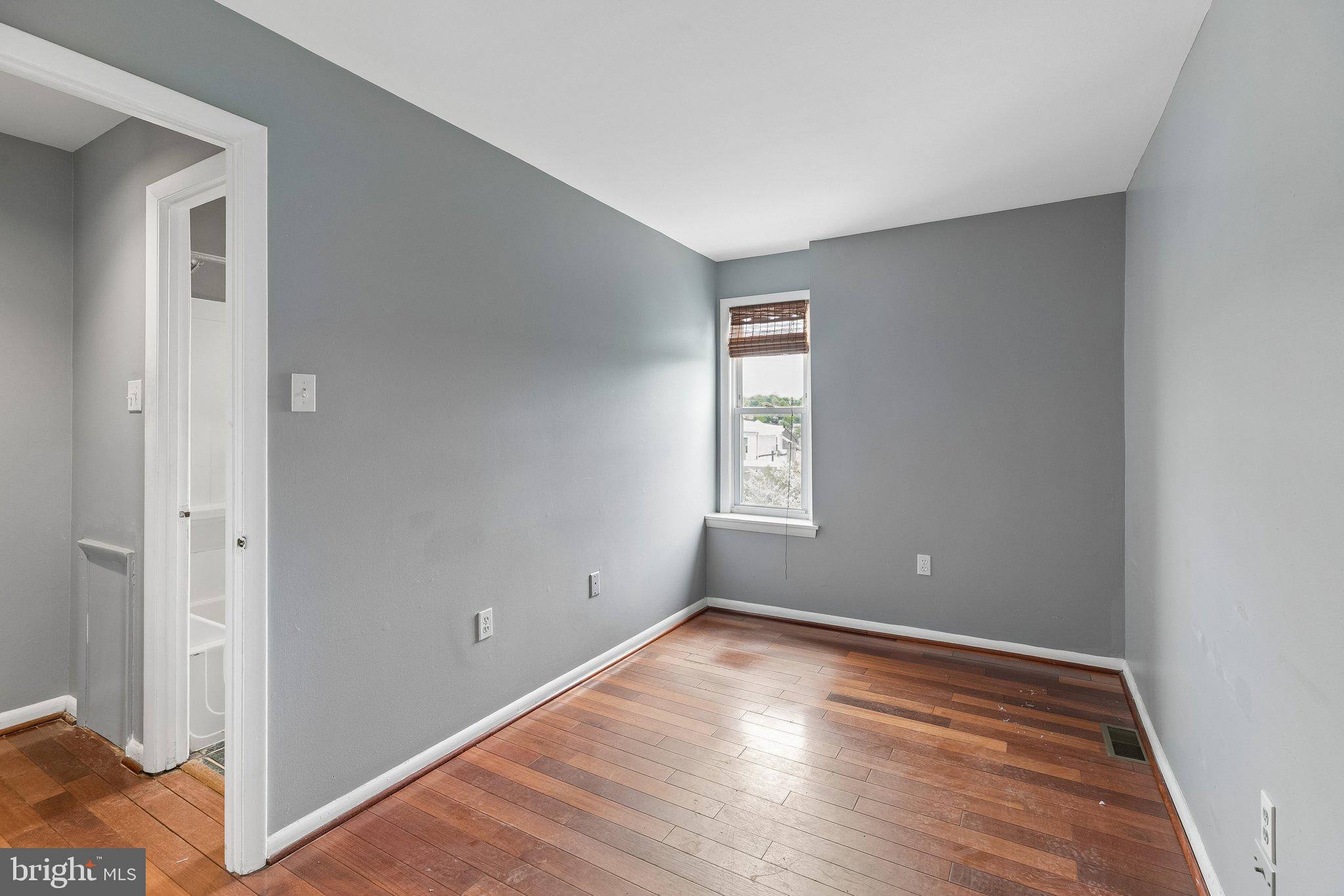 MANAYUNK - Residential