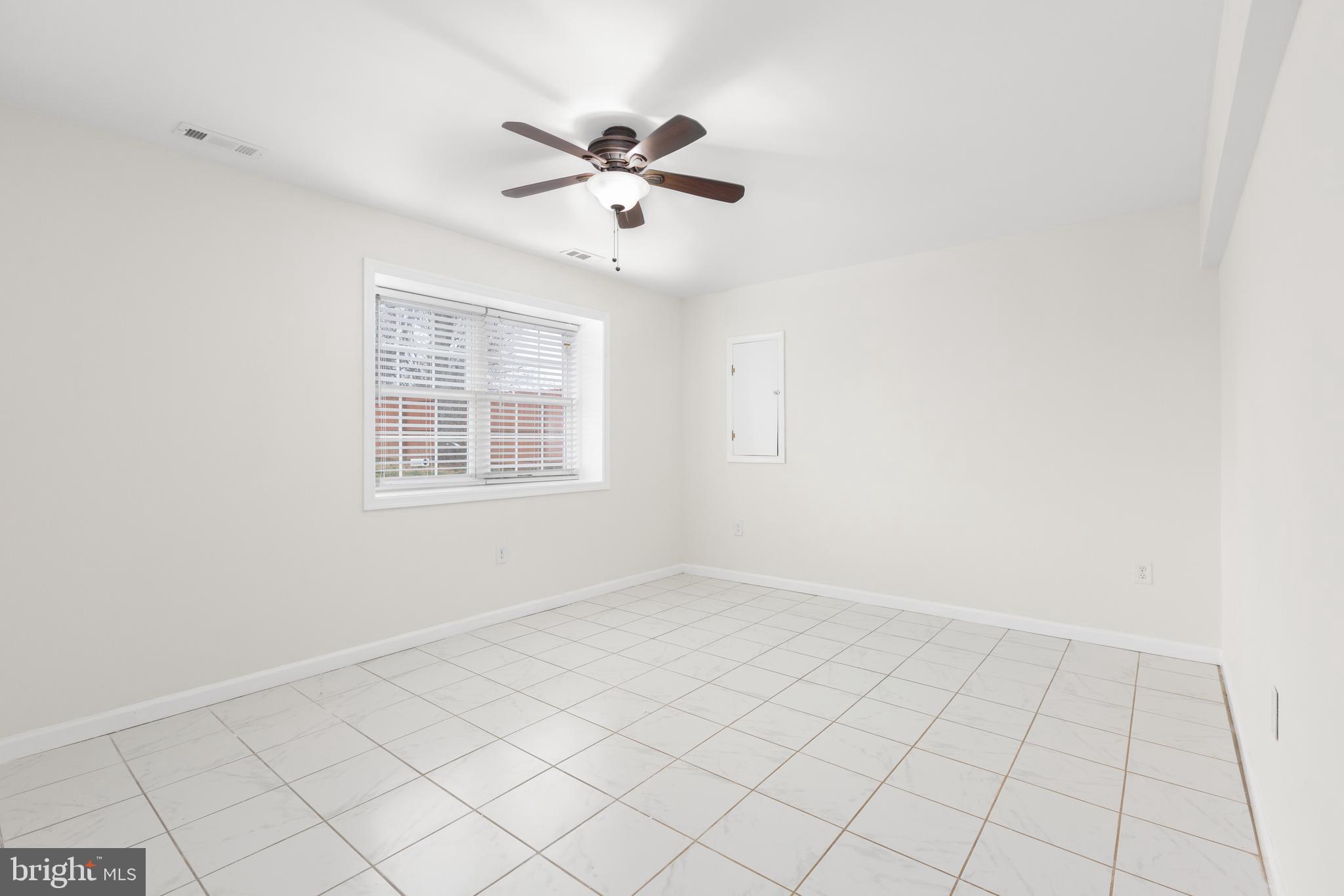 DICKINSON - Residential