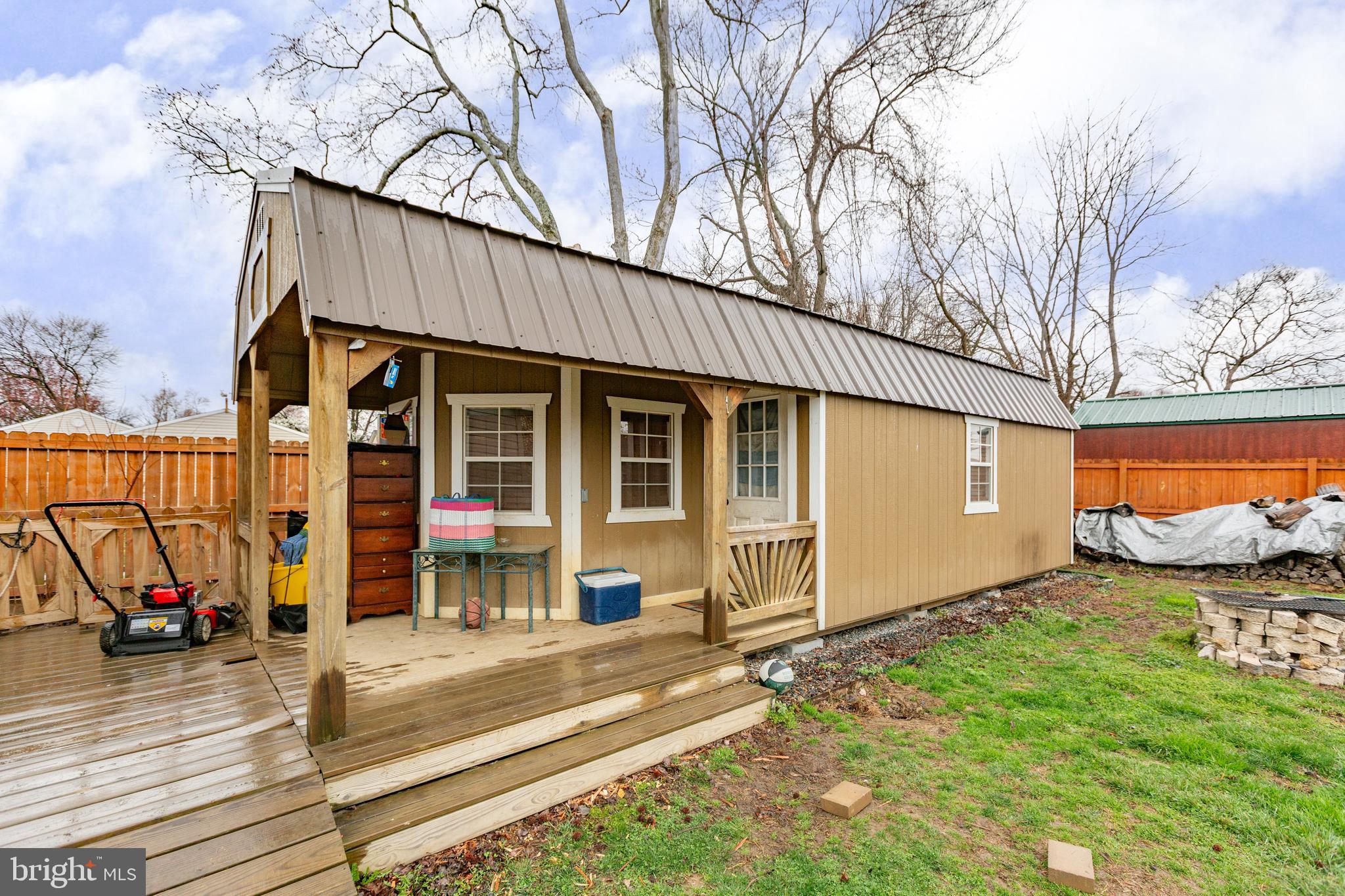 DICKINSON - Residential