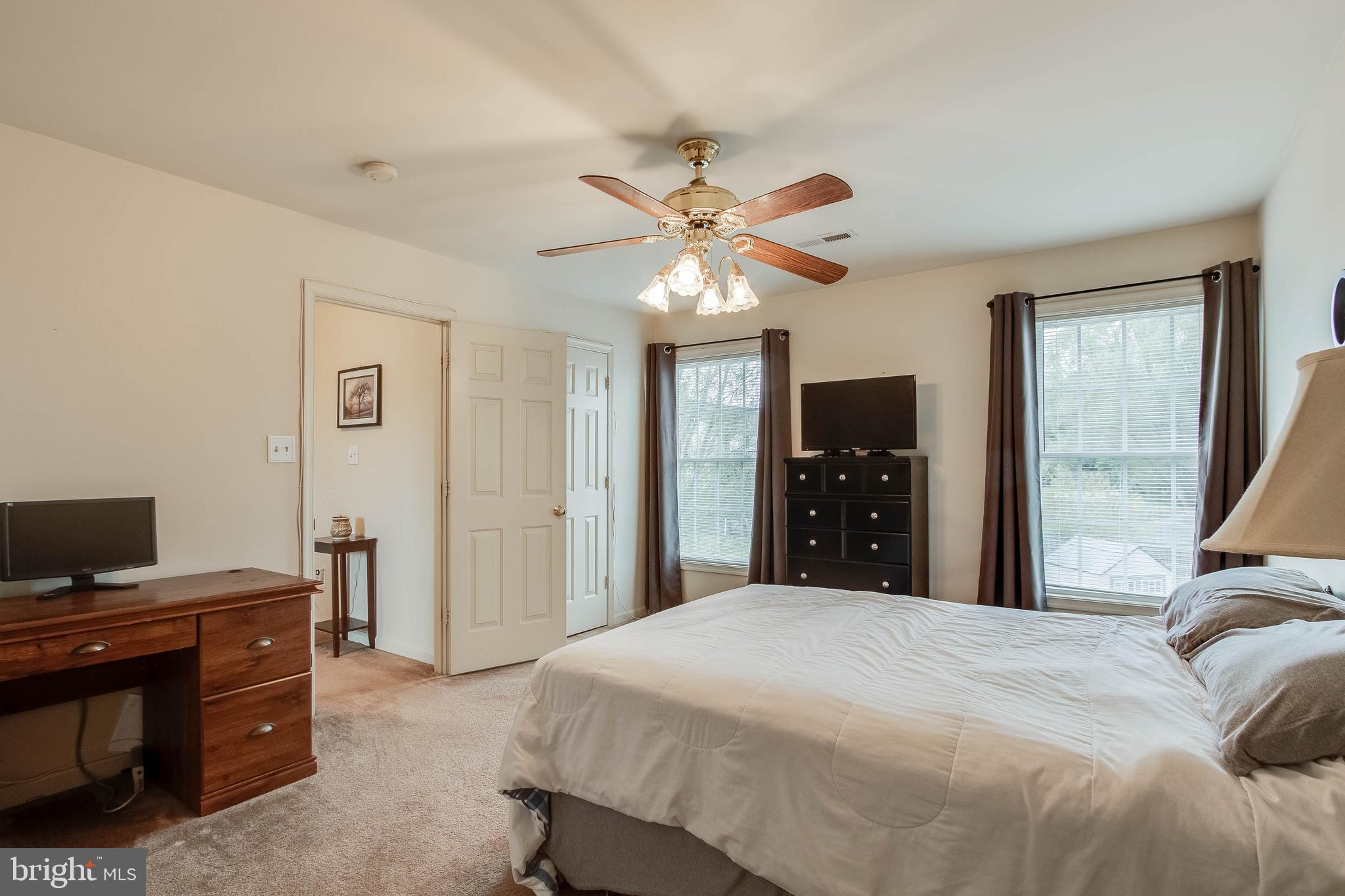 THE MEADOWS - Residential