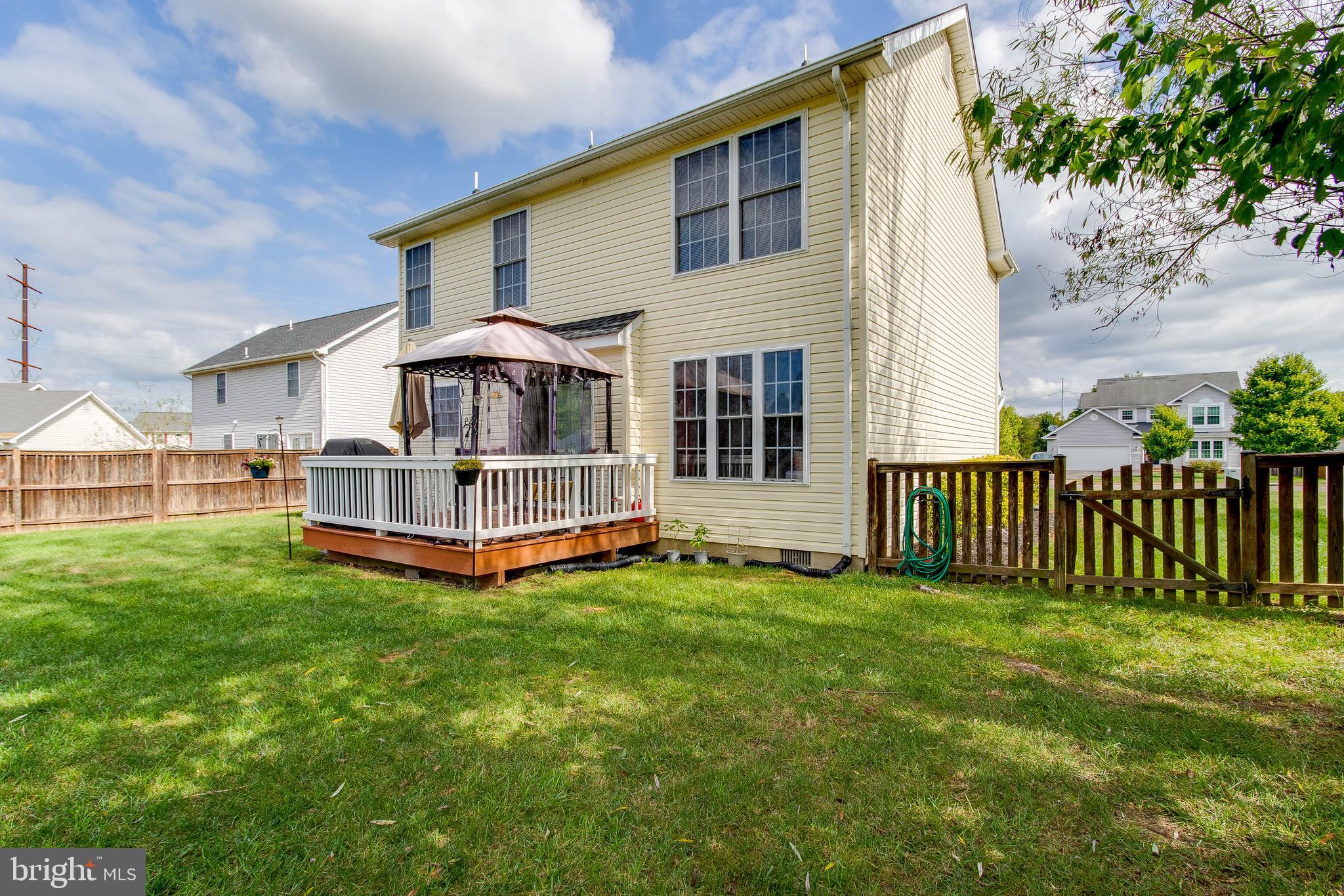 THE MEADOWS - Residential