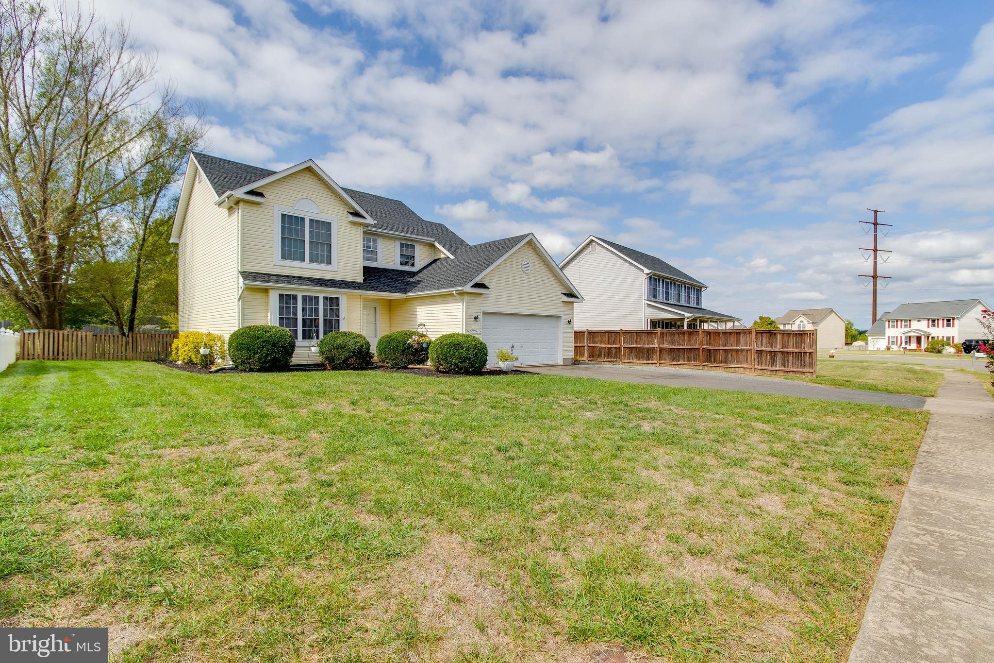 THE MEADOWS - Residential