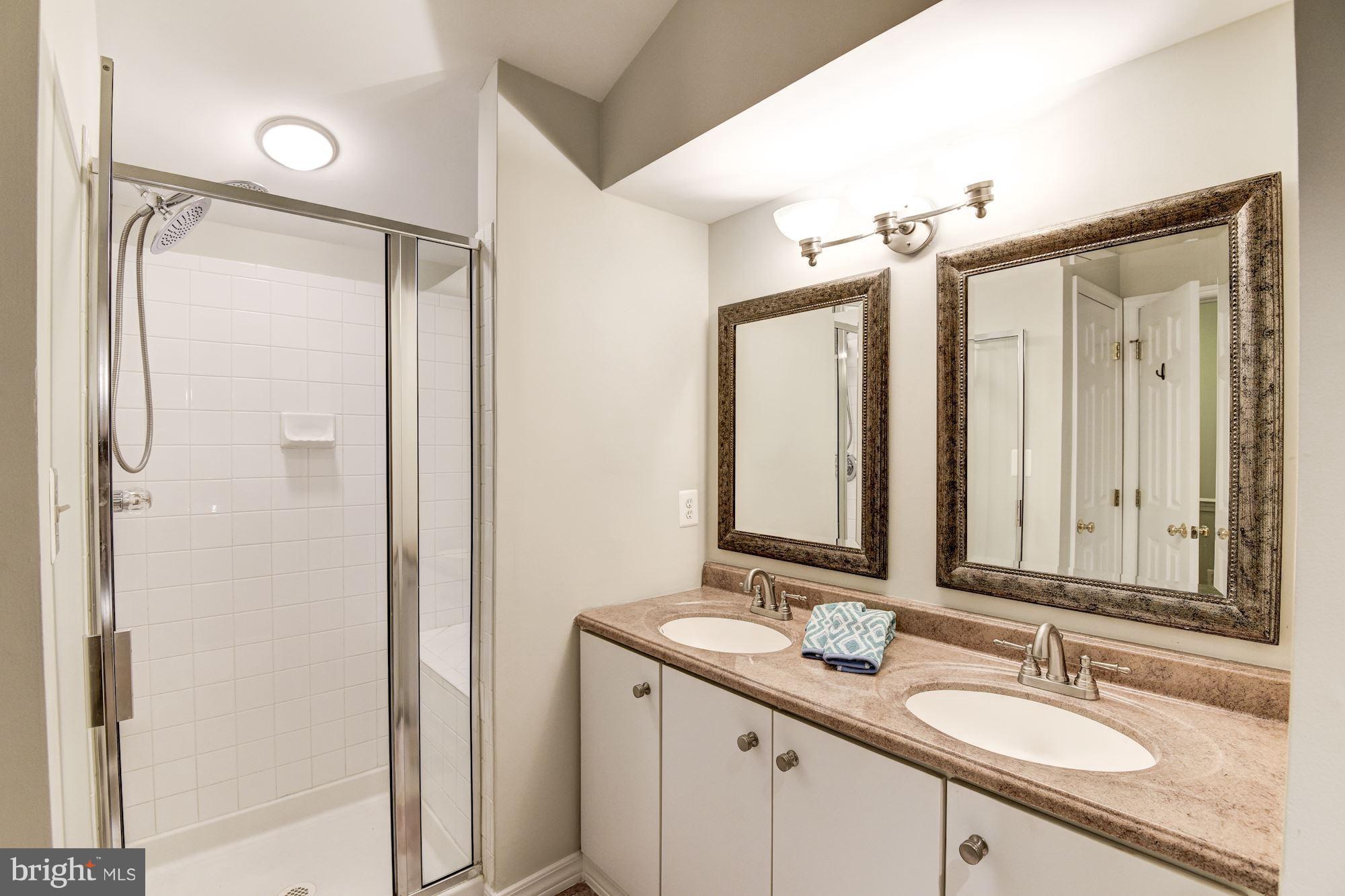 CAMERON STATION - Residential Lease