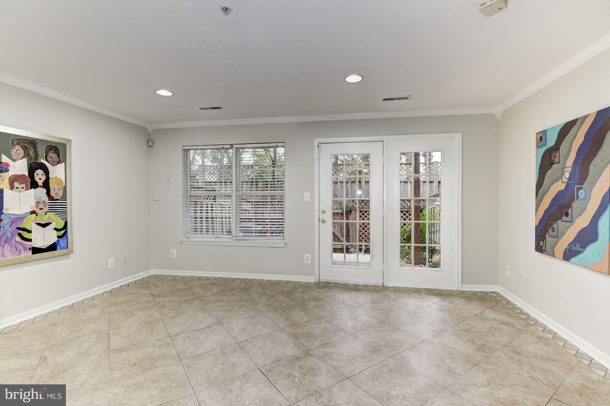 CAMERON STATION - Residential Lease