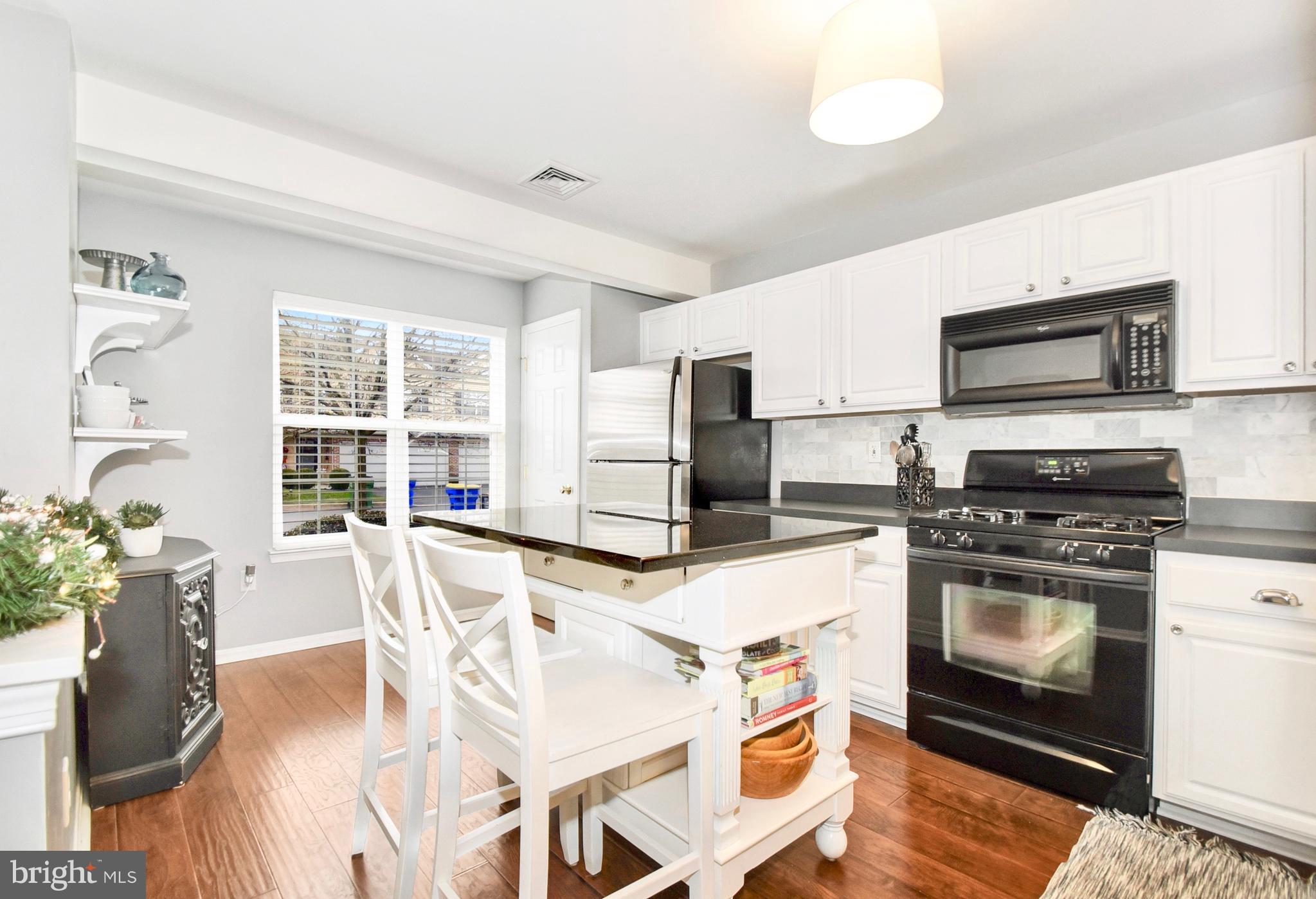 VILLAS AT HERSHEY MEADOWS - Residential Lease