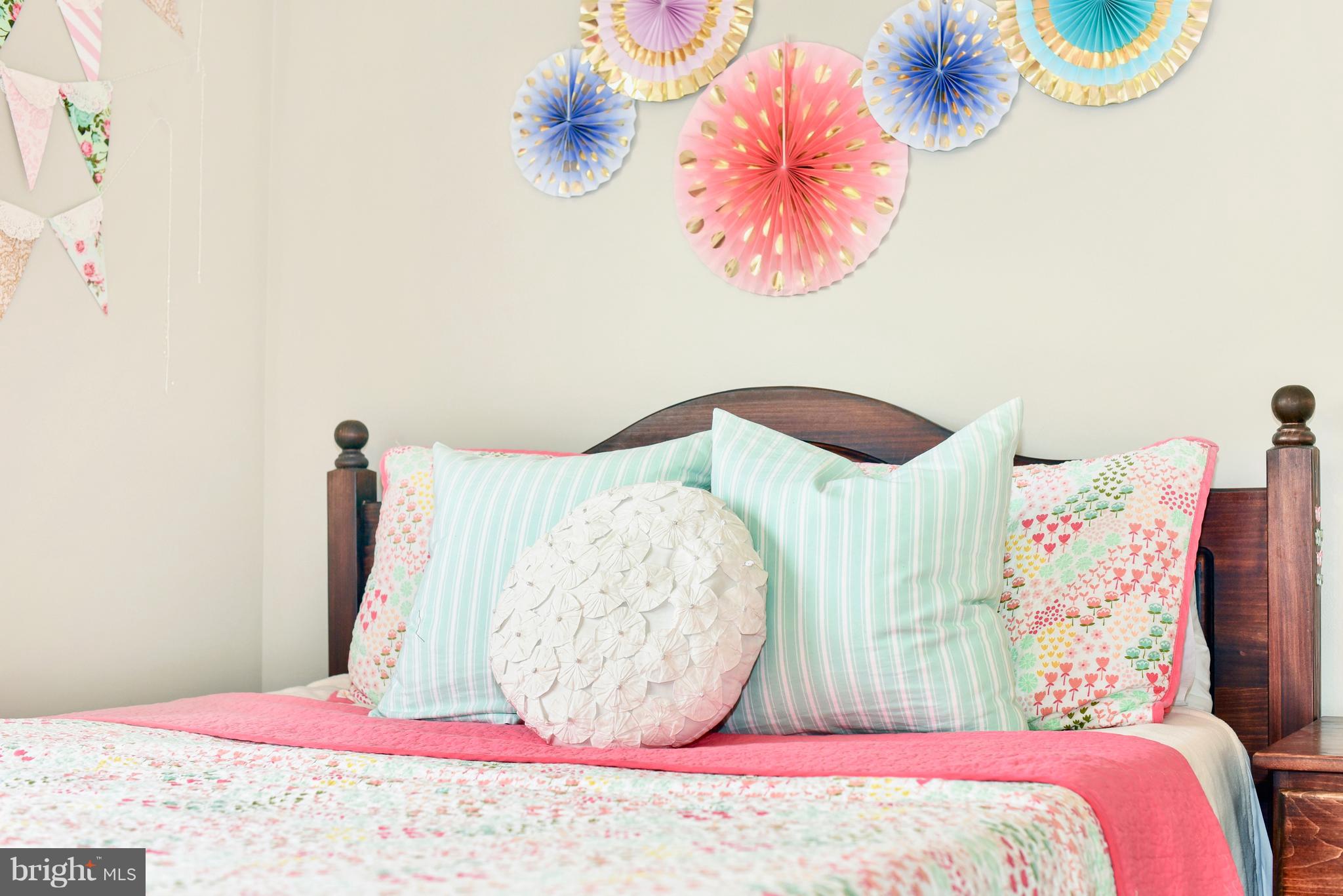 VILLAS AT HERSHEY MEADOWS - Residential Lease