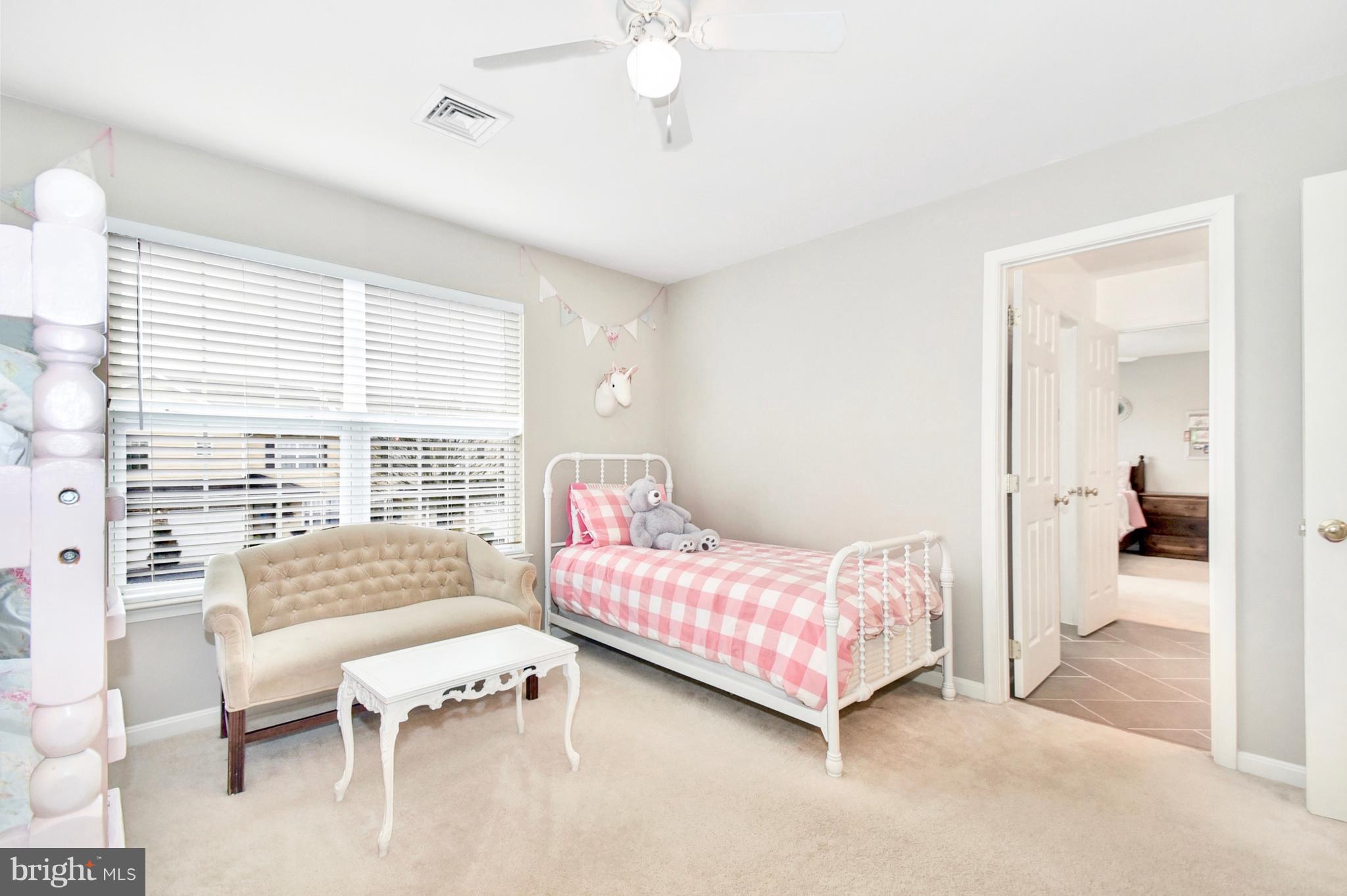 VILLAS AT HERSHEY MEADOWS - Residential Lease