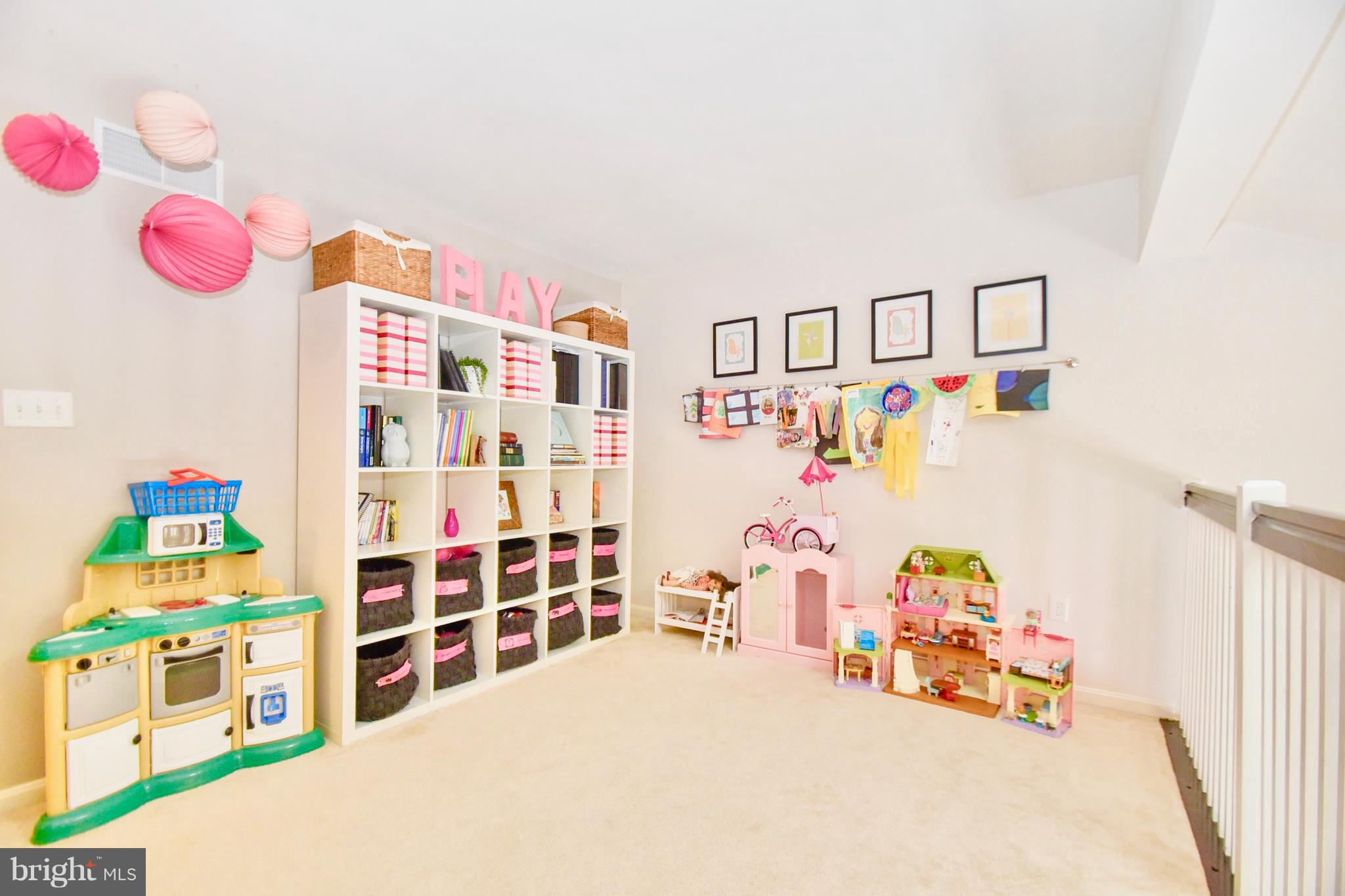 VILLAS AT HERSHEY MEADOWS - Residential Lease