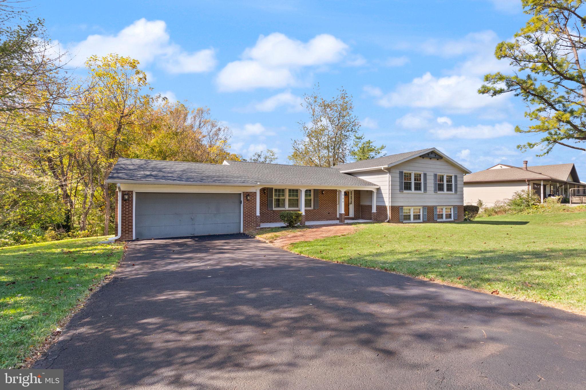 934 WINCHESTER DRIVE