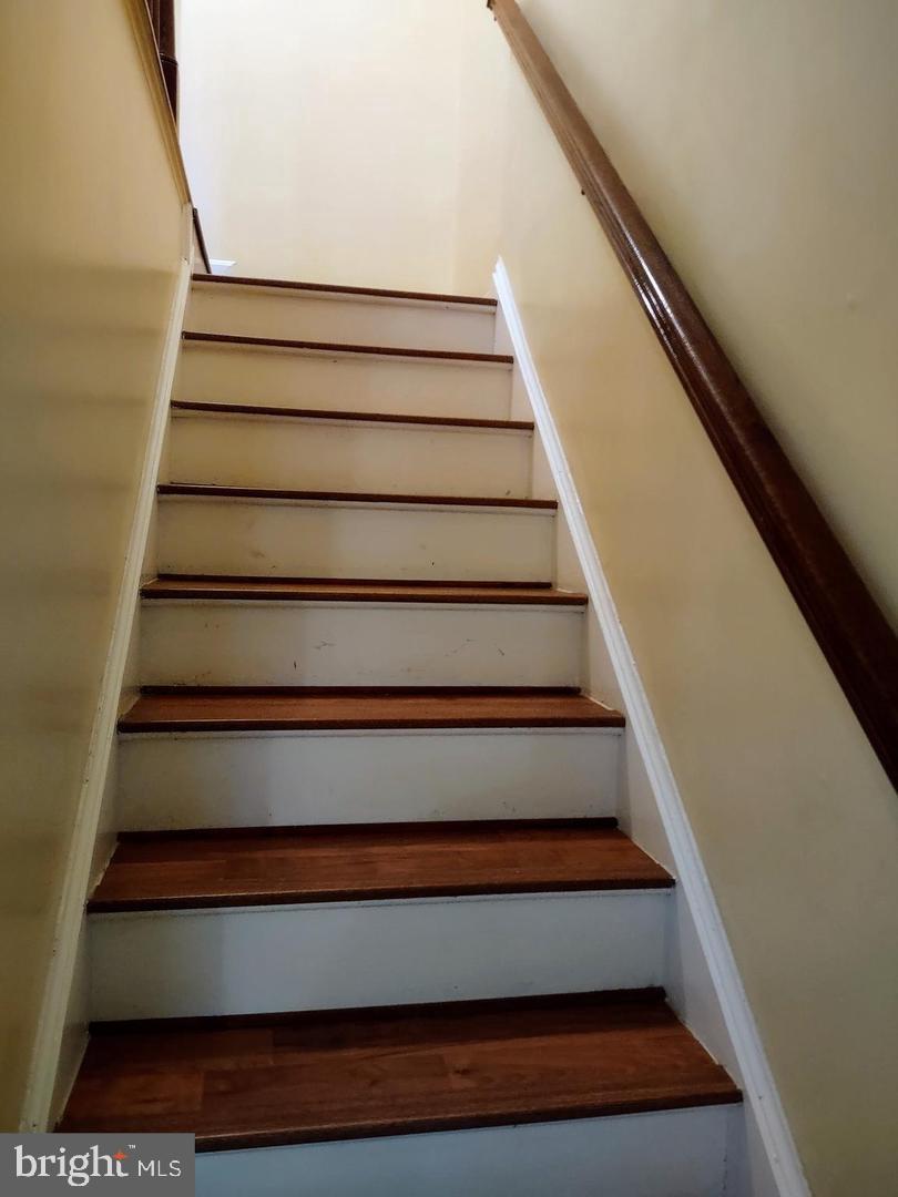 BULL RUN/PARADISE - Residential Lease