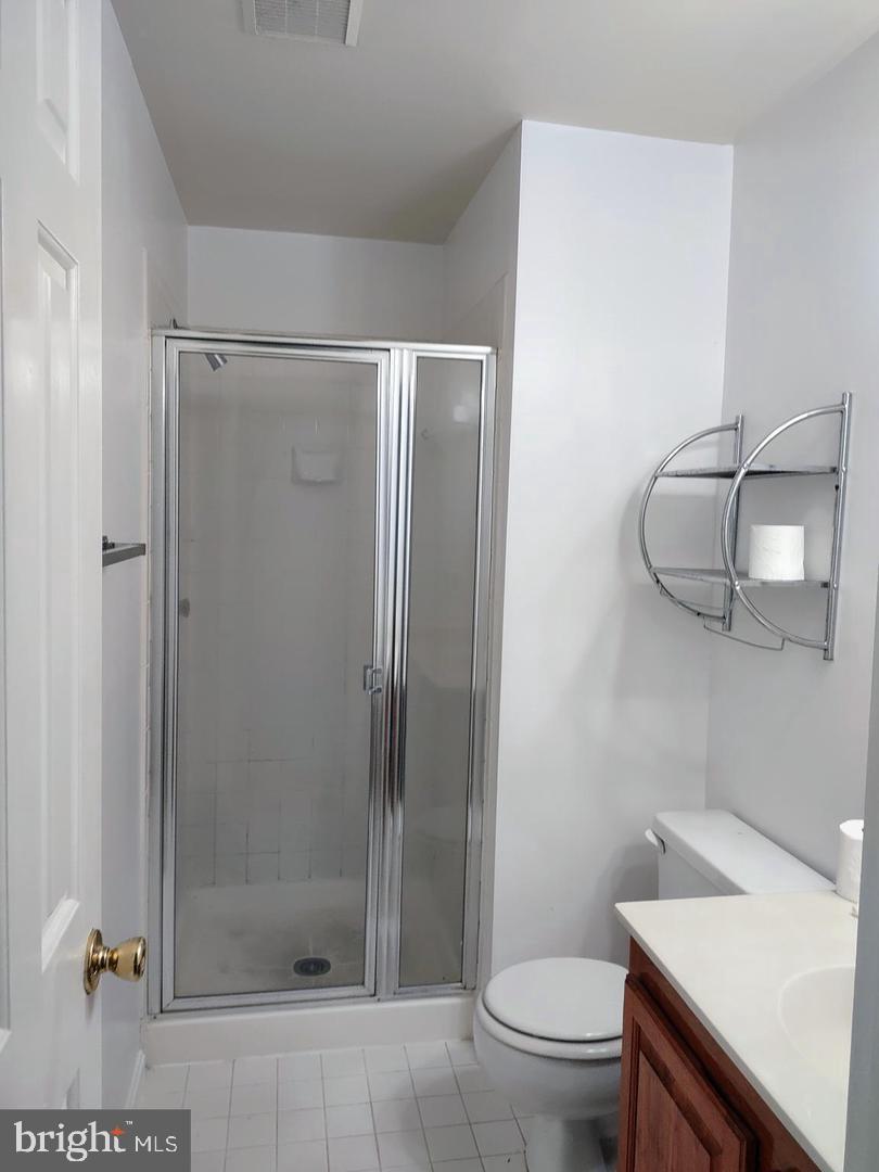 BULL RUN/PARADISE - Residential Lease