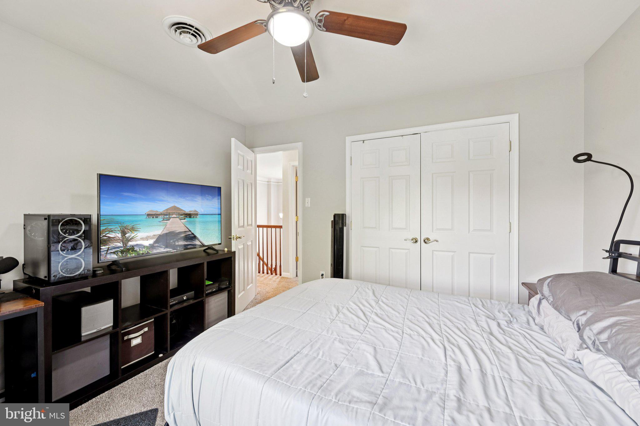 CREEKSIDE PARK - Residential