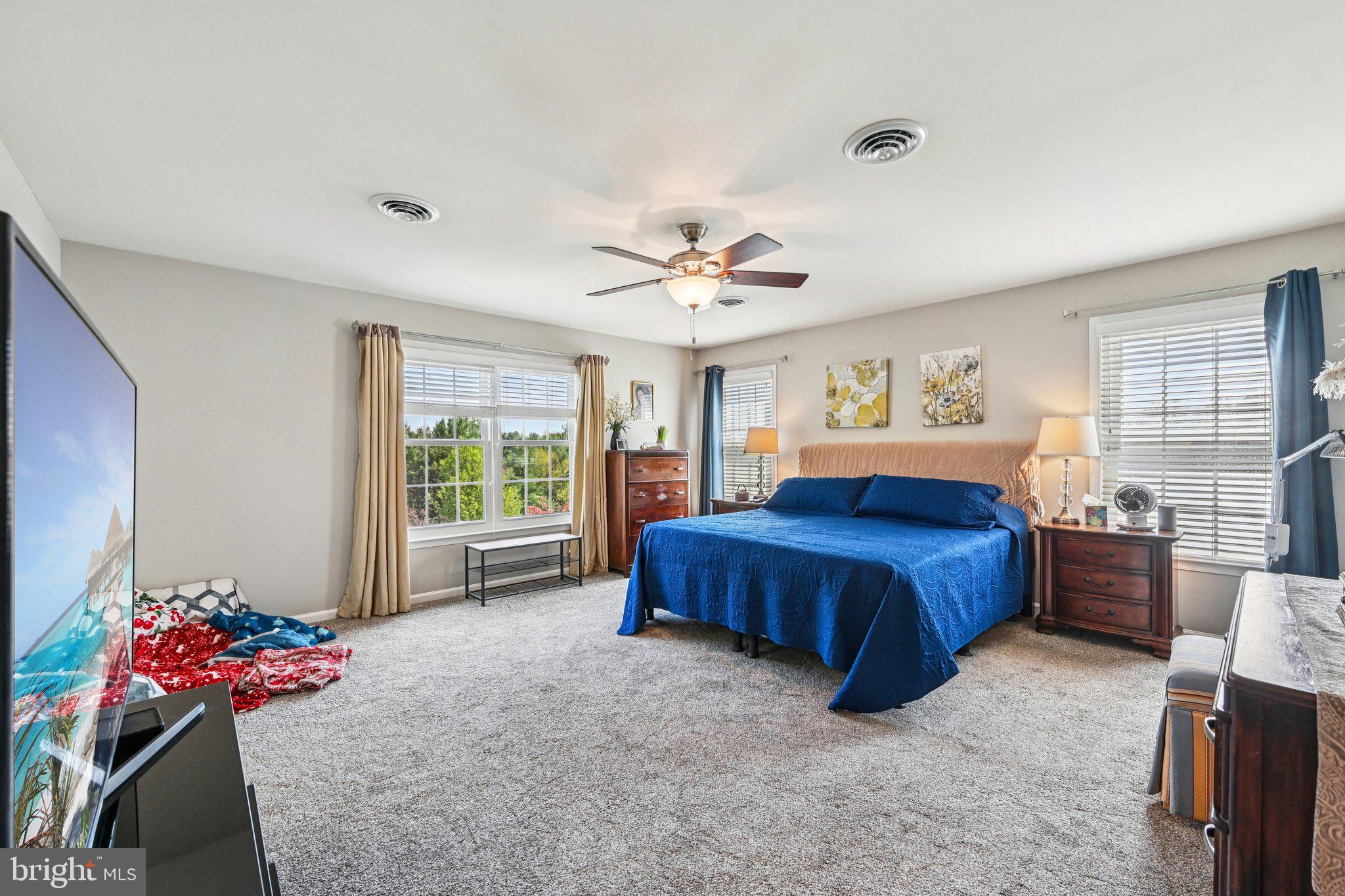 CREEKSIDE PARK - Residential