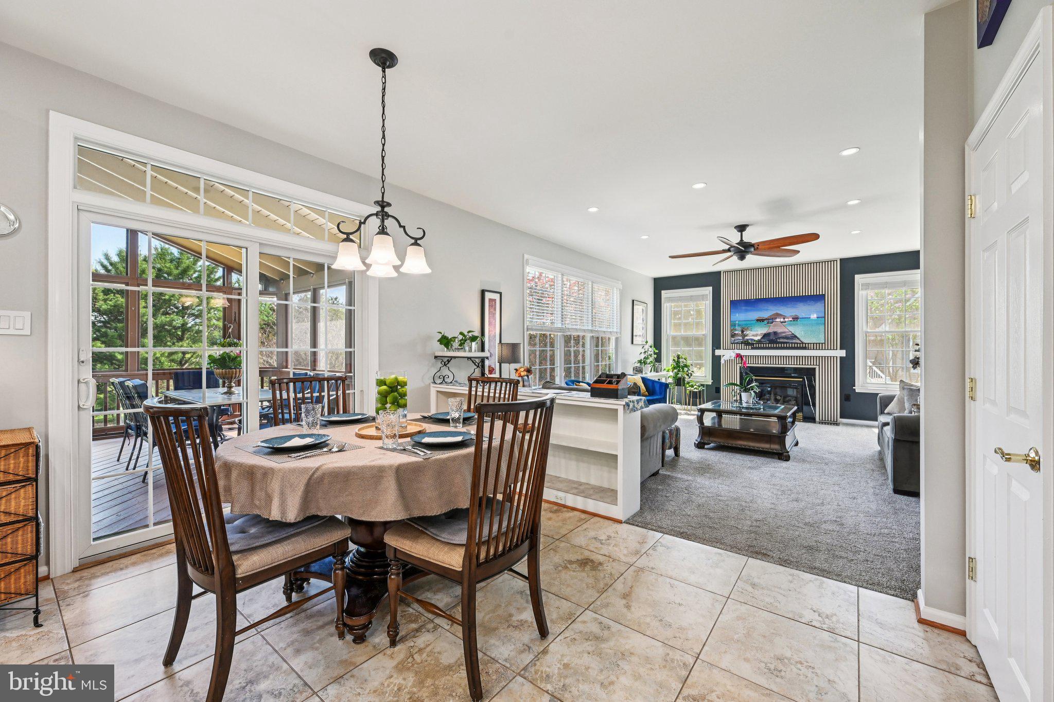 CREEKSIDE PARK - Residential