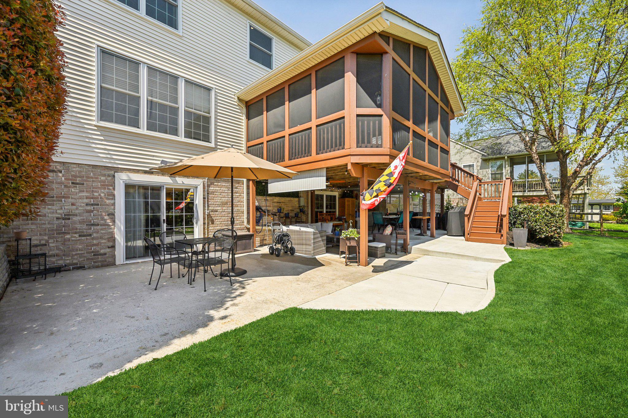 CREEKSIDE PARK - Residential