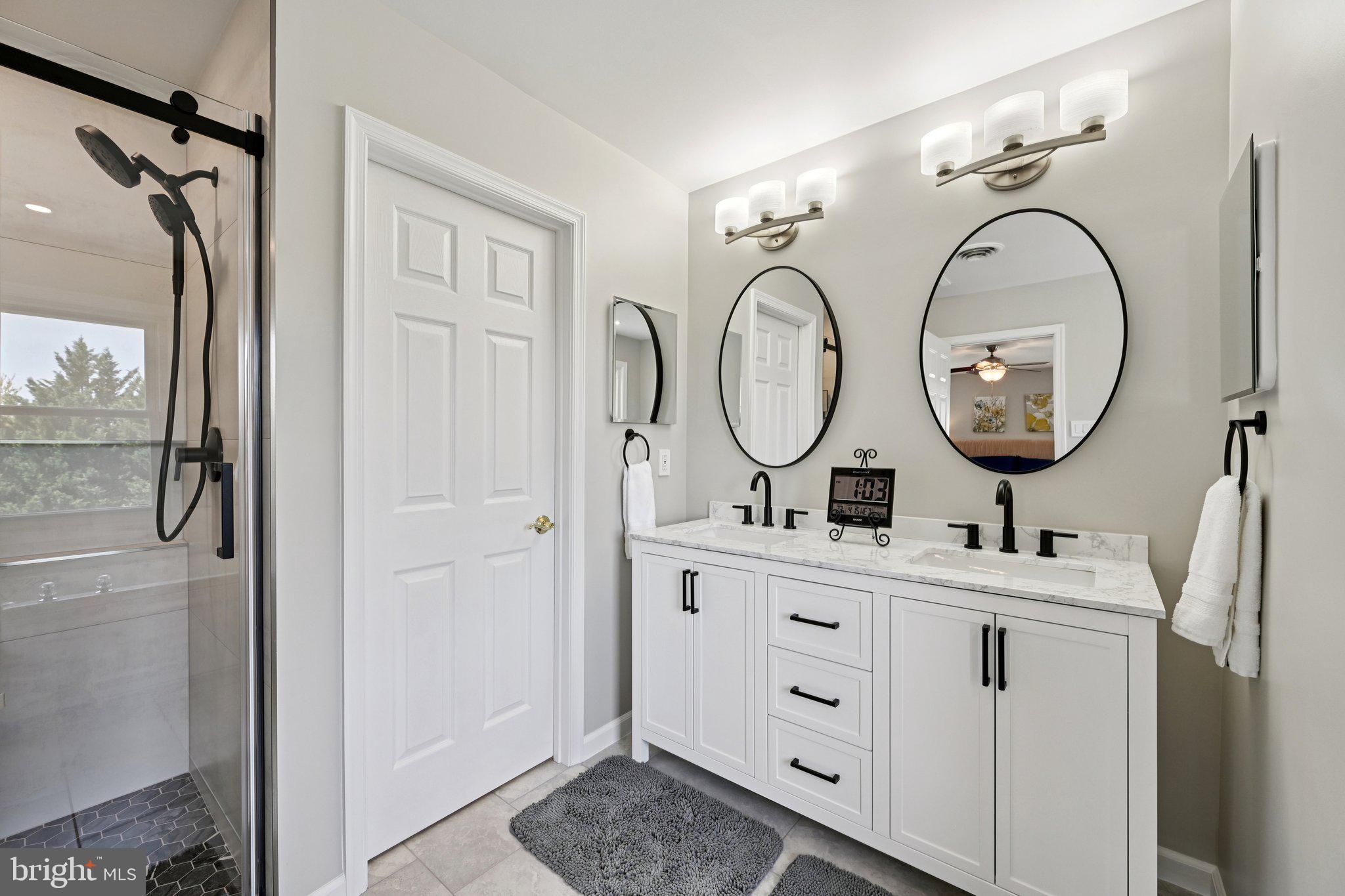 CREEKSIDE PARK - Residential