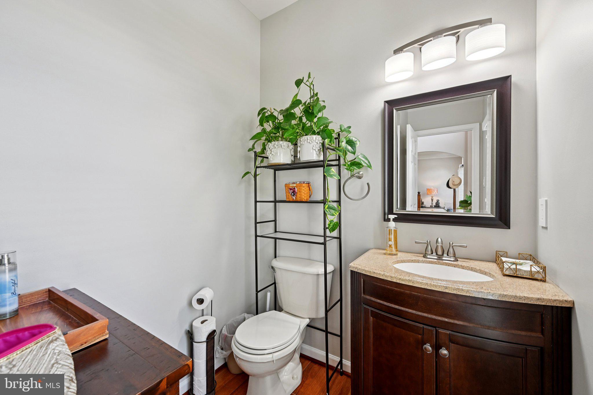 CREEKSIDE PARK - Residential