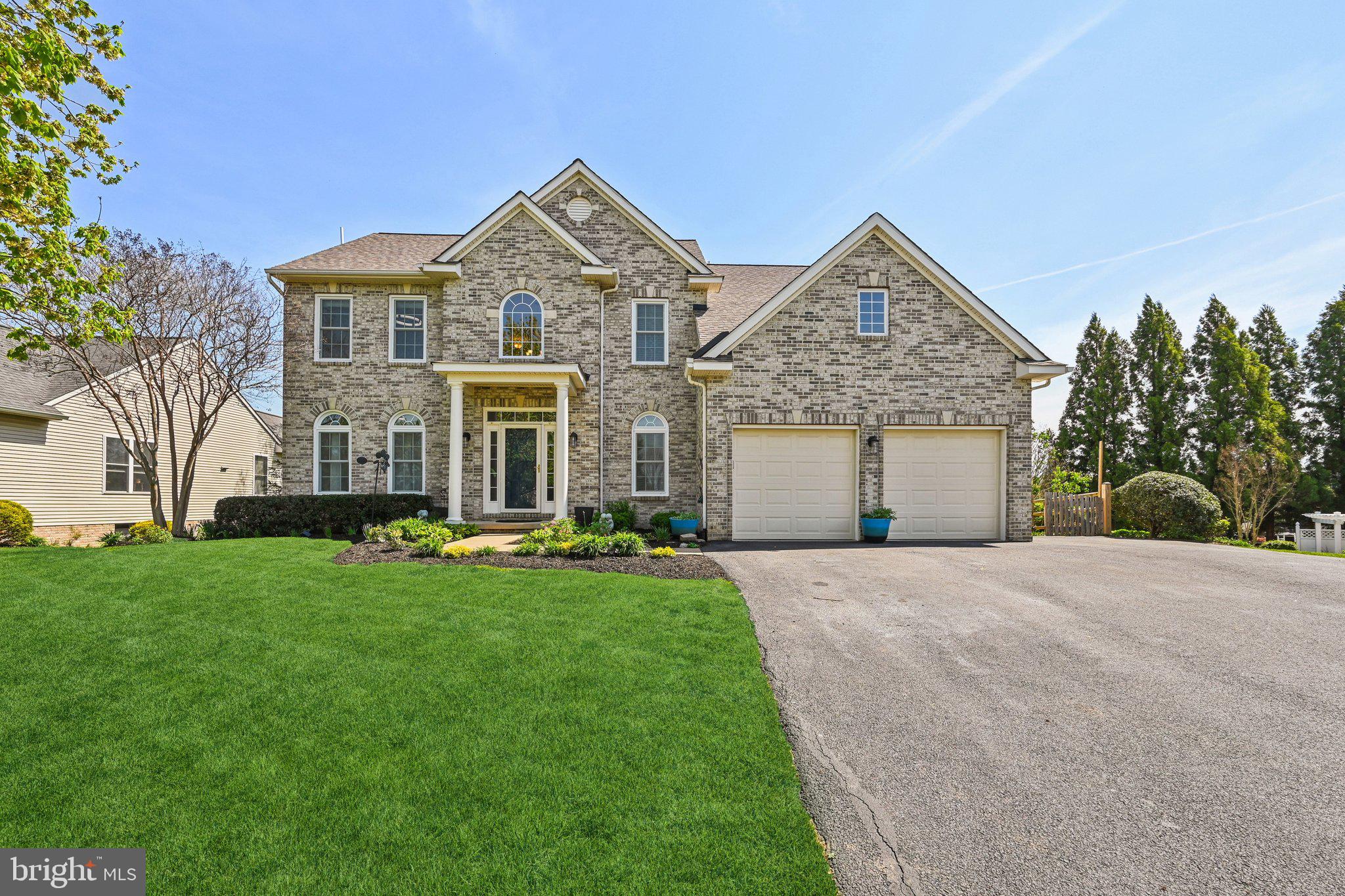 CREEKSIDE PARK - Residential