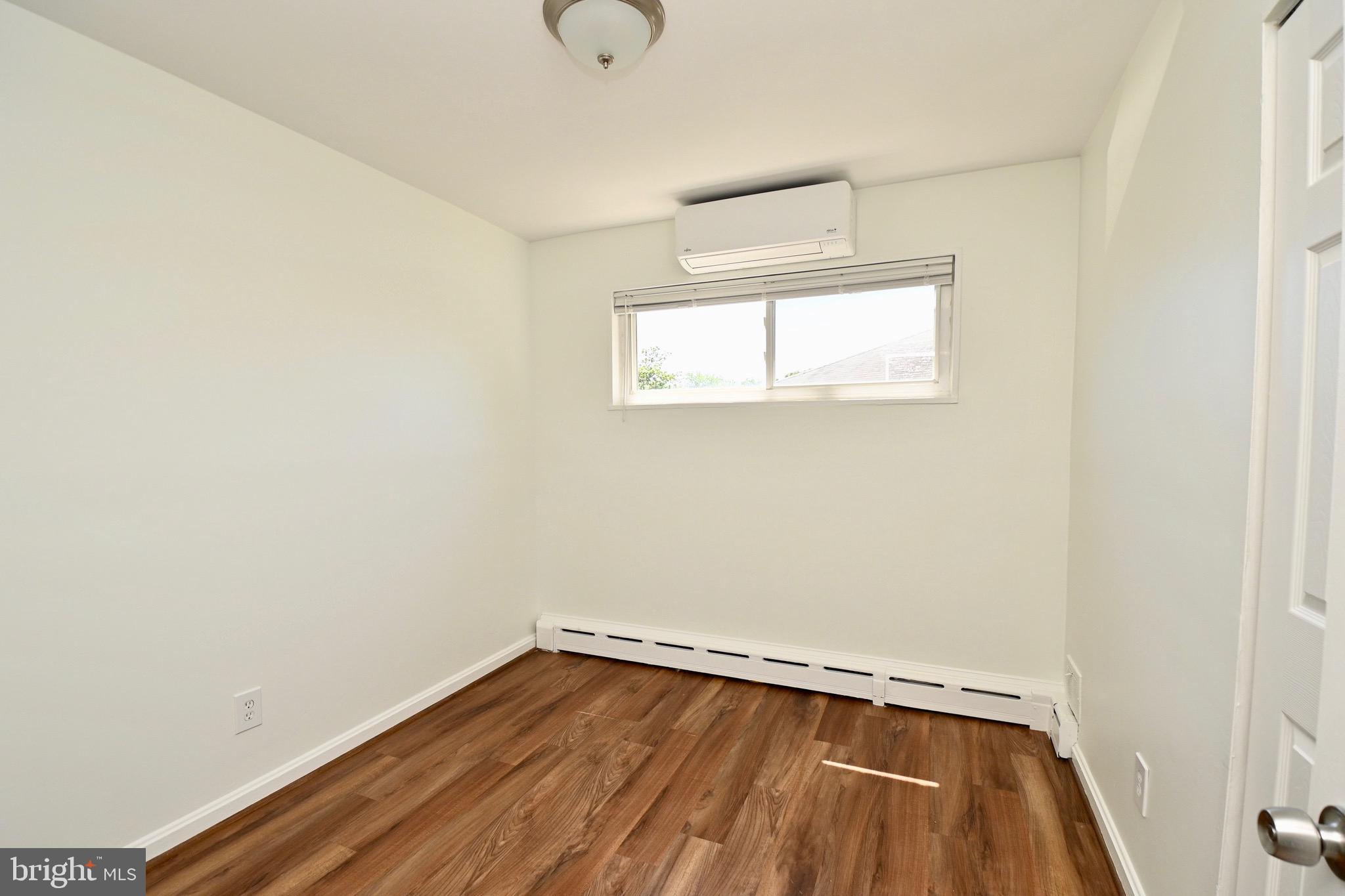 HILLCREST HEIGHTS - Residential Lease