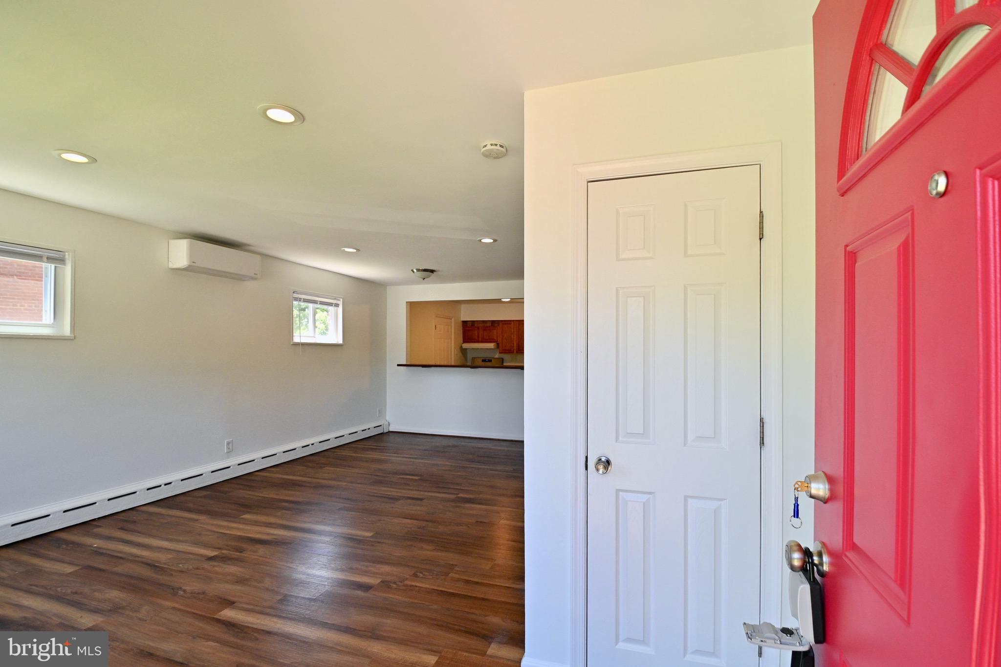 HILLCREST HEIGHTS - Residential Lease