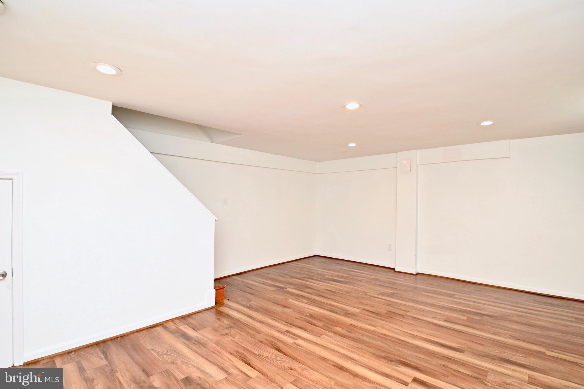 HILLCREST HEIGHTS - Residential Lease