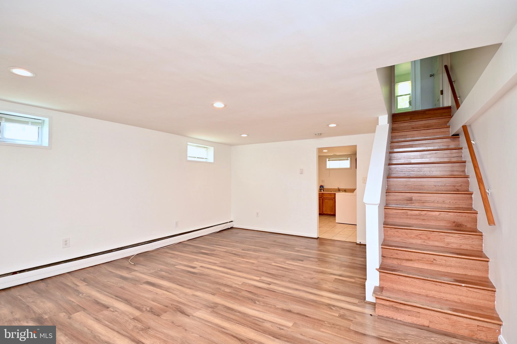 HILLCREST HEIGHTS - Residential Lease