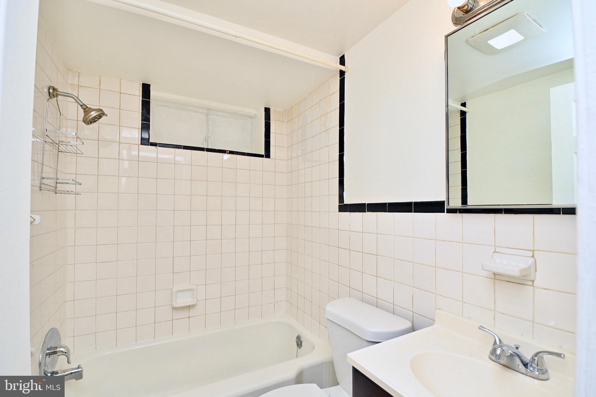 HILLCREST HEIGHTS - Residential Lease