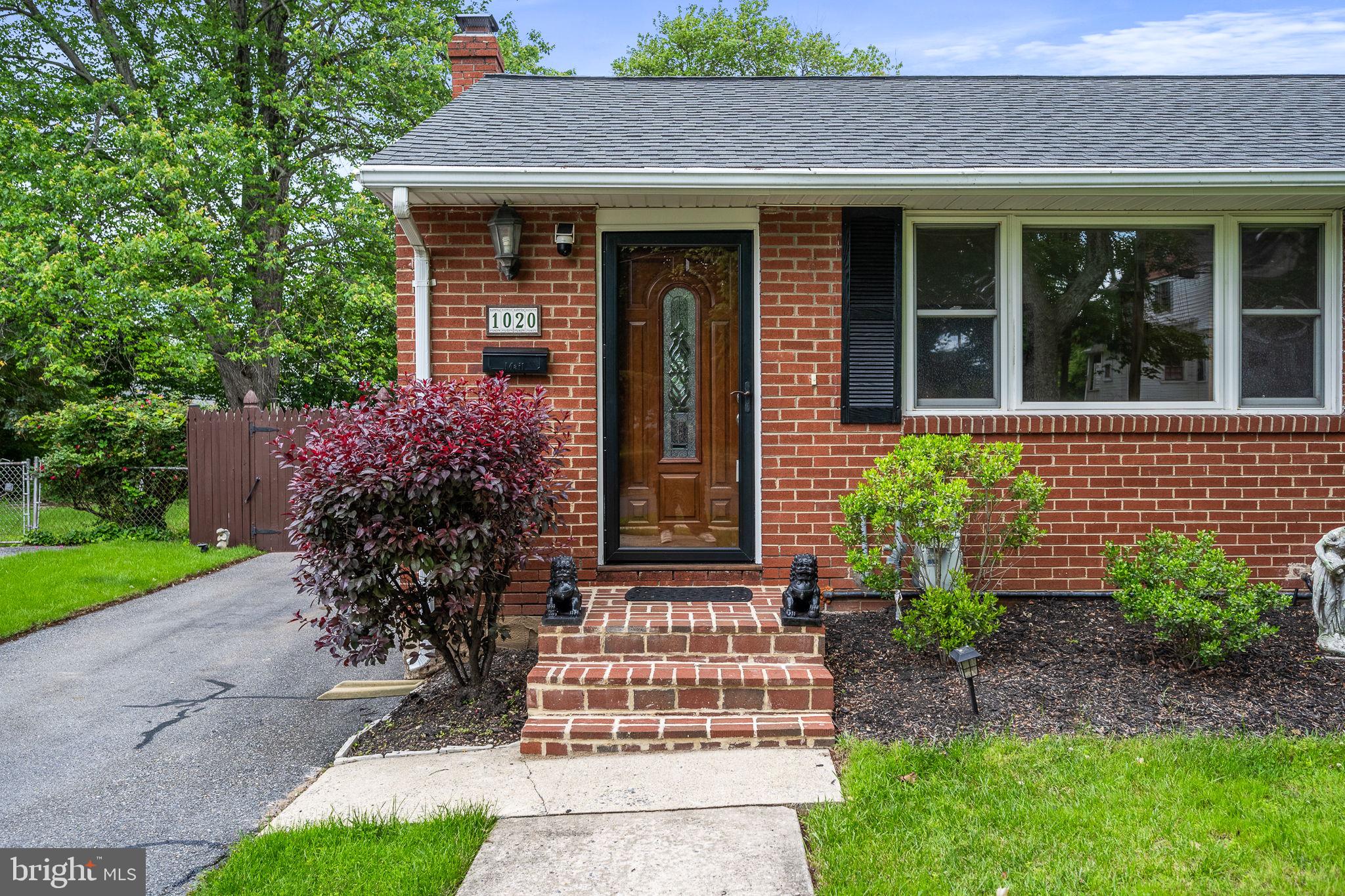 SILVER ROCK - Residential